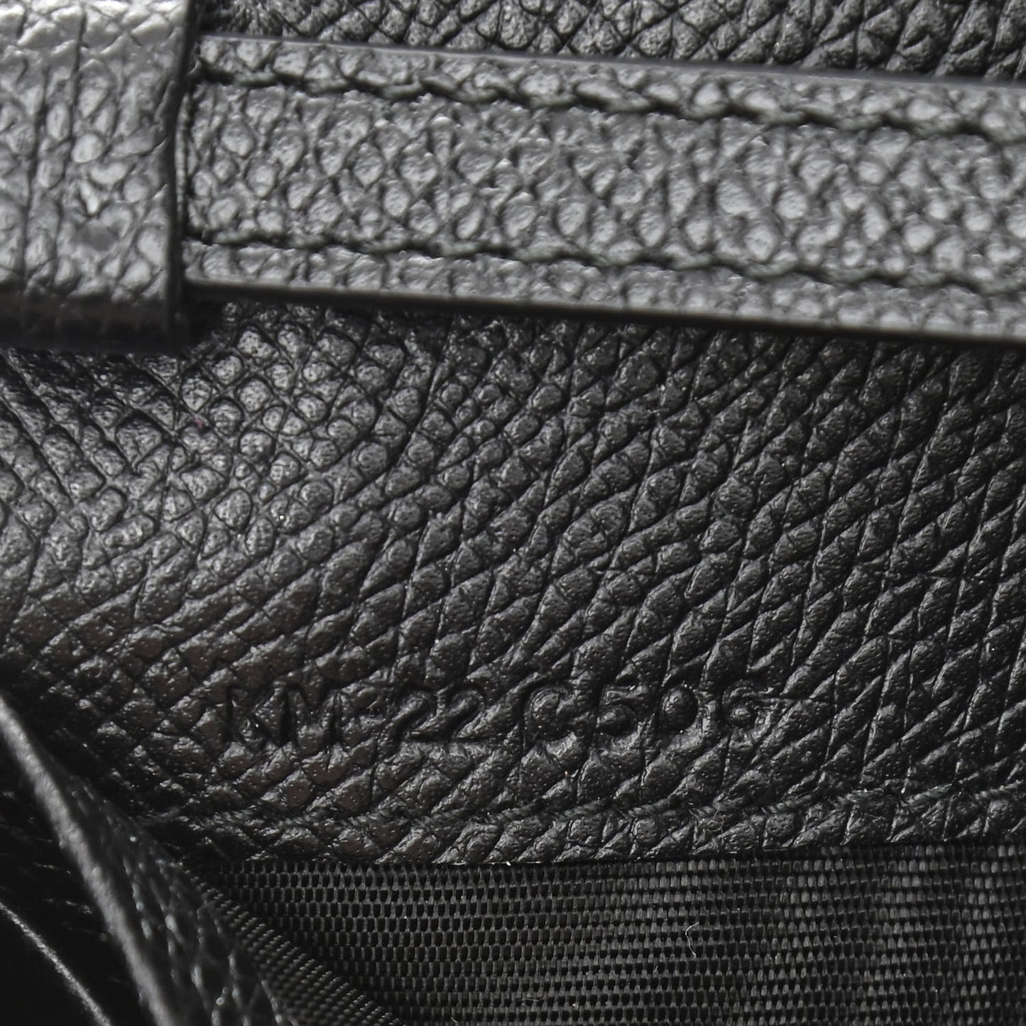 Printed Calfskin Gancini Wallet On Chain Black