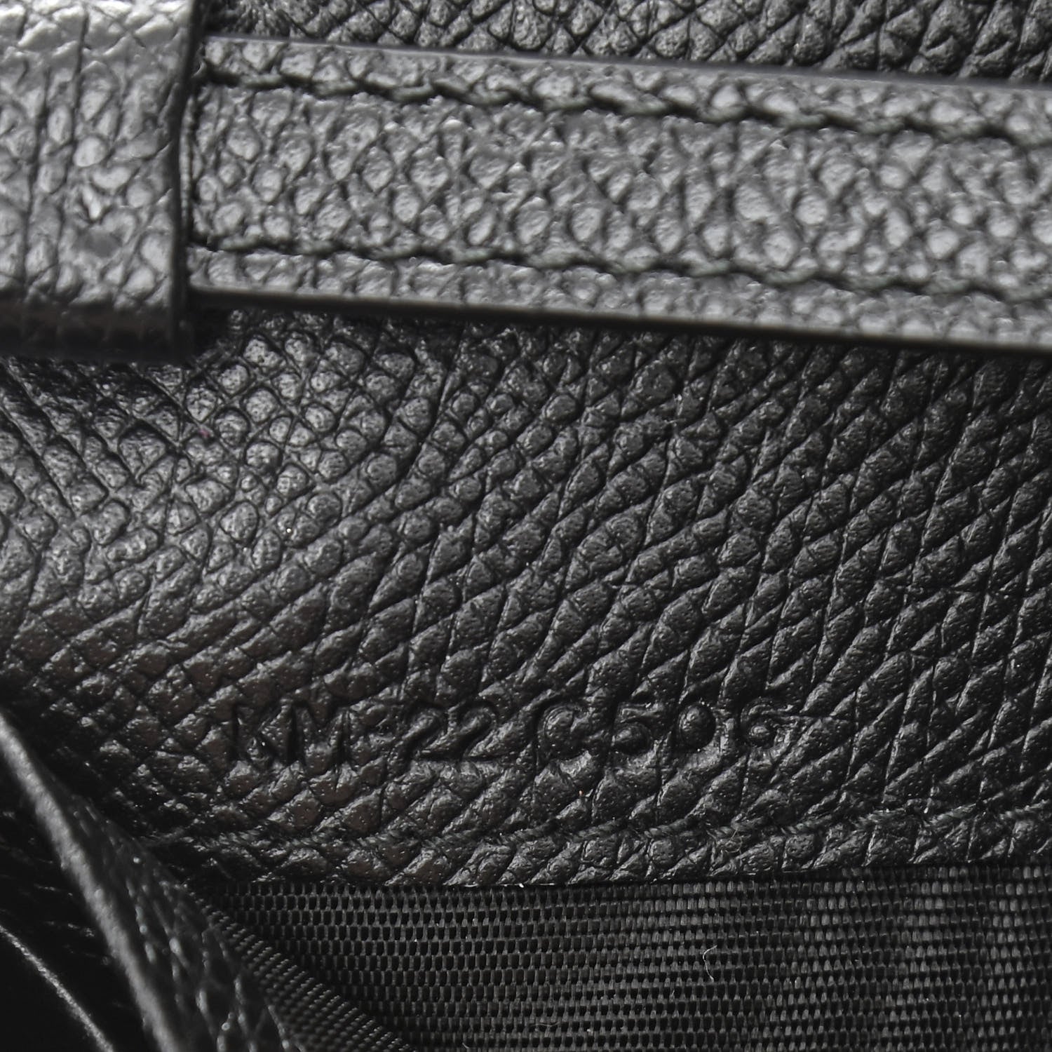 Salvatore Ferragamo Printed Calfskin Gancini Wallet On Chain Black 7 of 10