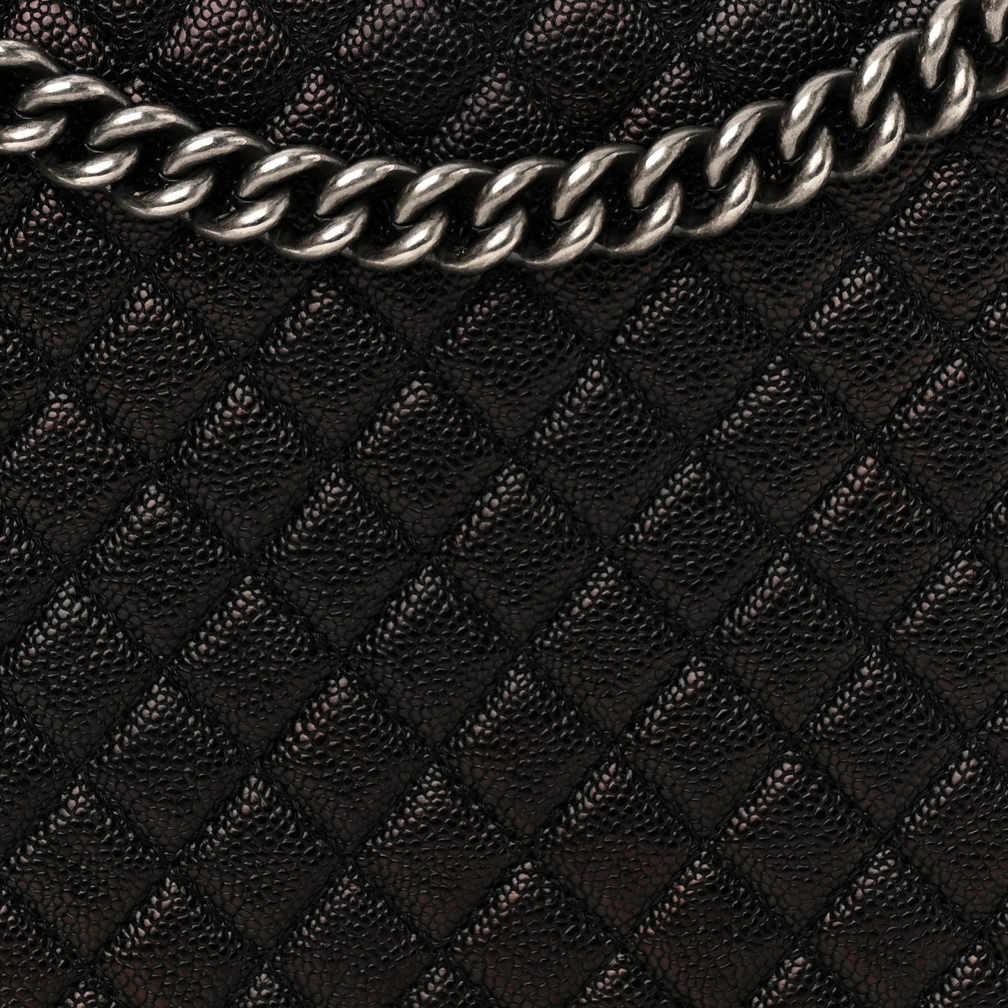 Caviar Quilted Large Boy Flap Black