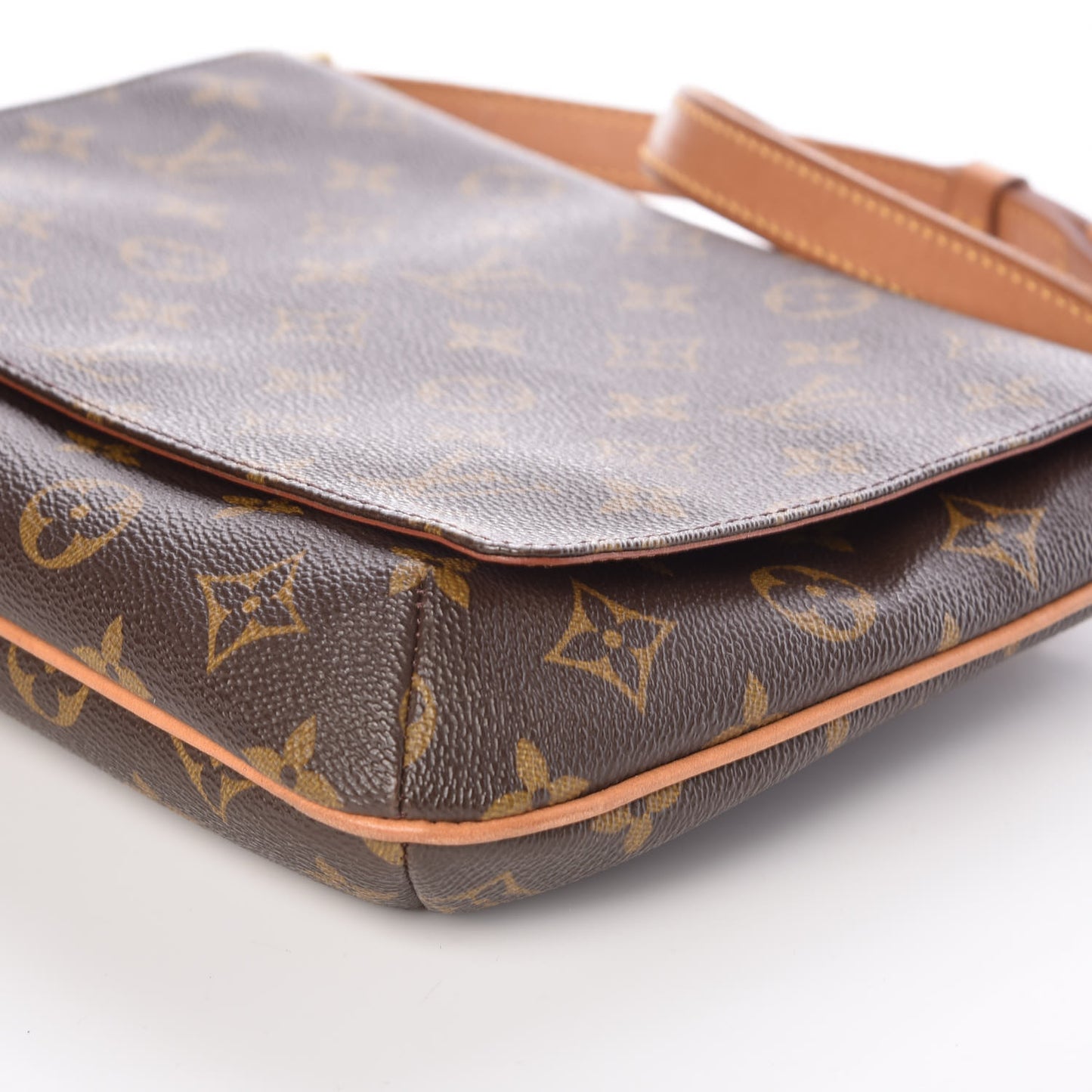 Monogram Musette Tango