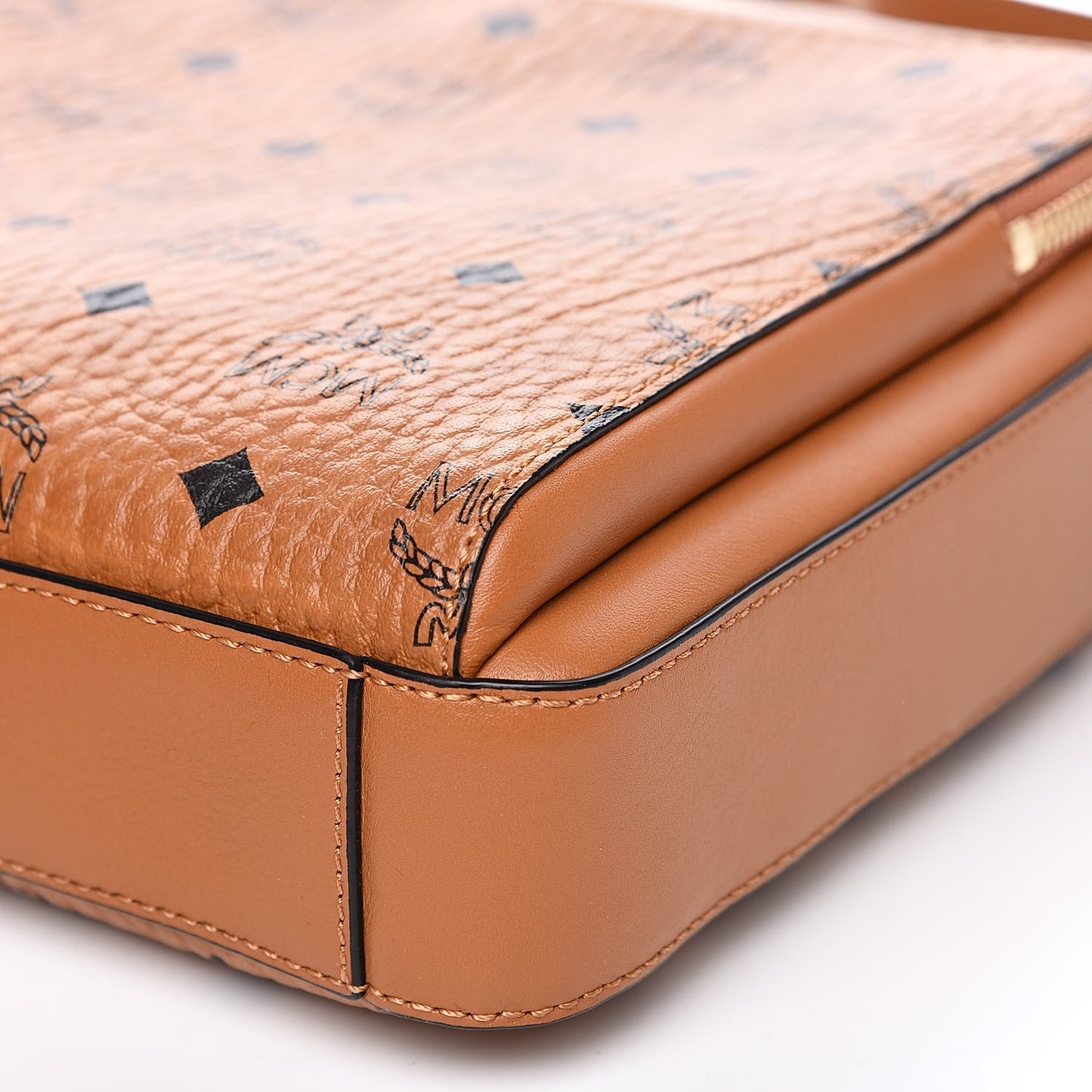 Calfskin Visetos Ottomar Messenger Cognac