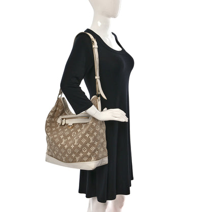 Louis Vuitton Monogram Sabbia Besace White 2 of 12