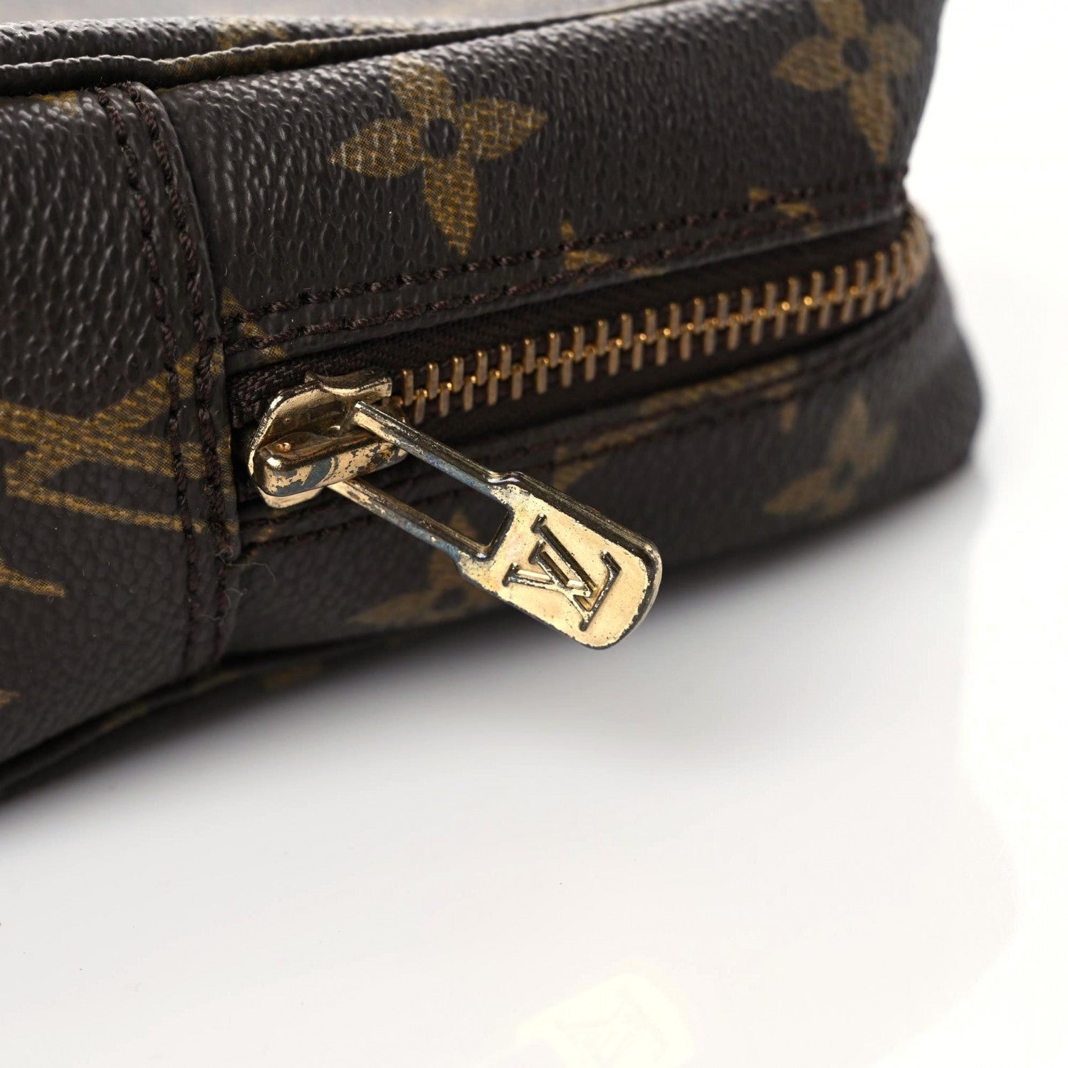 Louis Vuitton Monogram Trousse Toilette 23 8 of 10