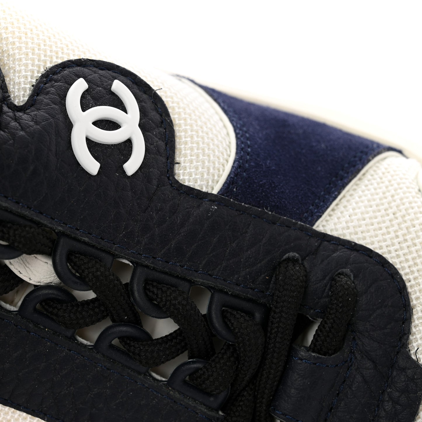 Suede Fabric Grained Calfskin Womens CC High Top Sneakers 37 White Navy