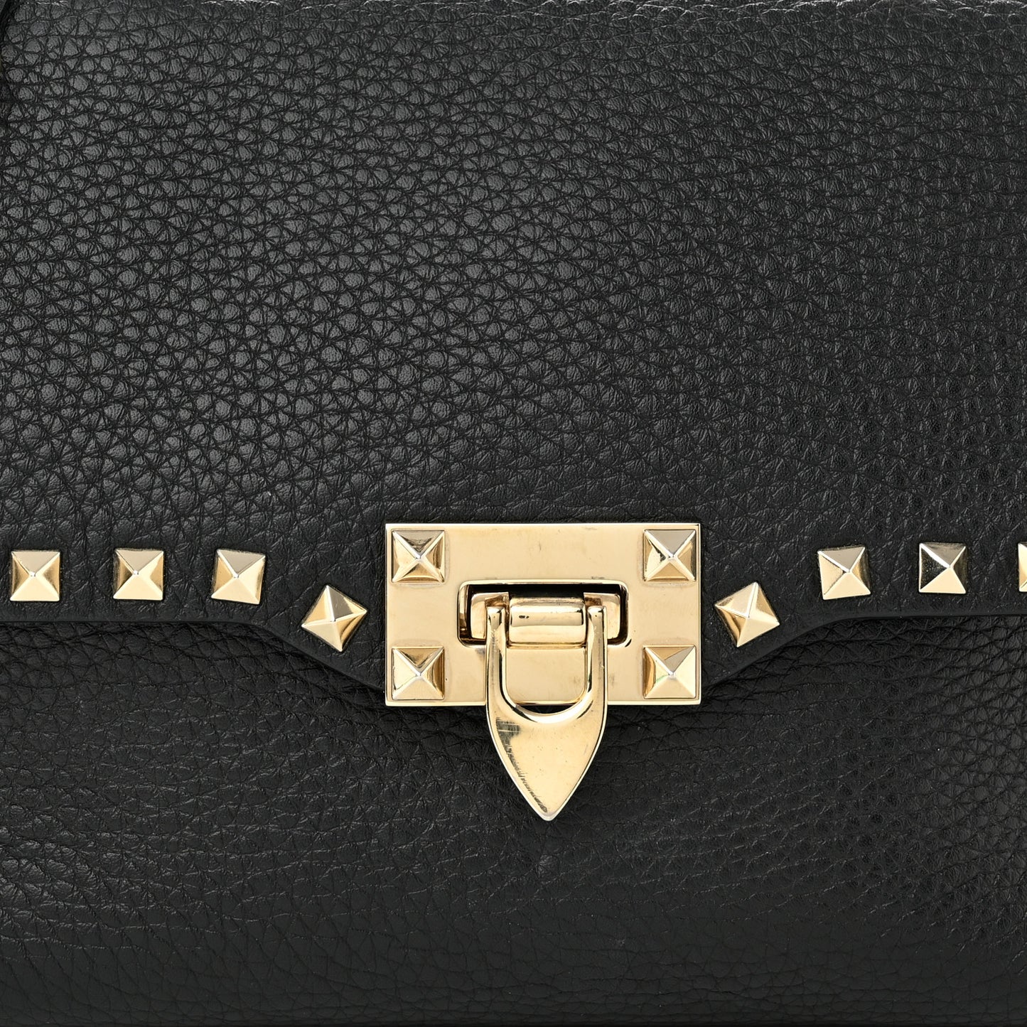 Pebbled Calfskin Medium Rockstud Top Handle Shoulder Bag Black