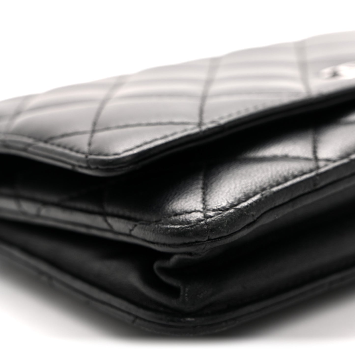 Lambskin Quilted Wallet On Chain WOC Black