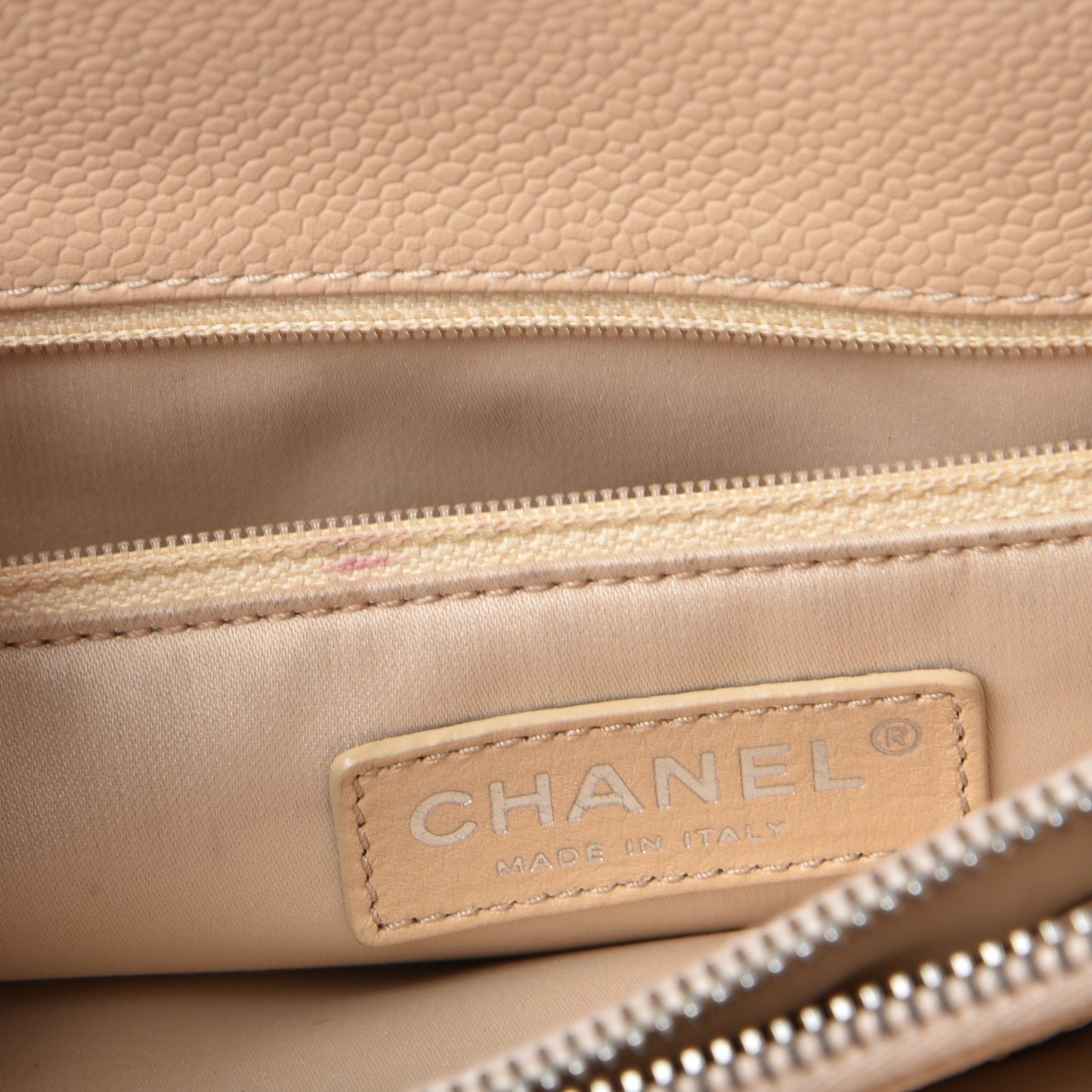 Caviar Quilted Grand Shopping Tote GST Beige Clair