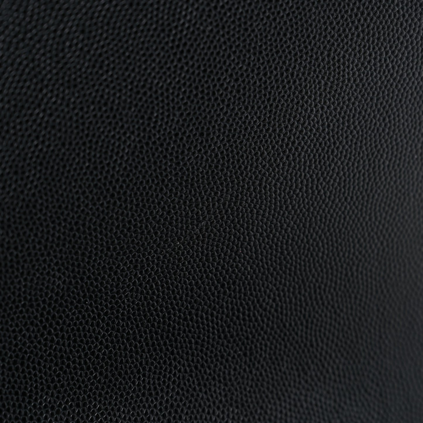 Caviar Quilted Medium Boy Flap Black