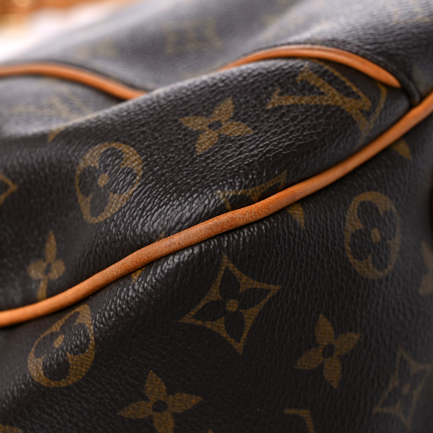 Louis Vuitton Monogram Galliera PM 9 of 18