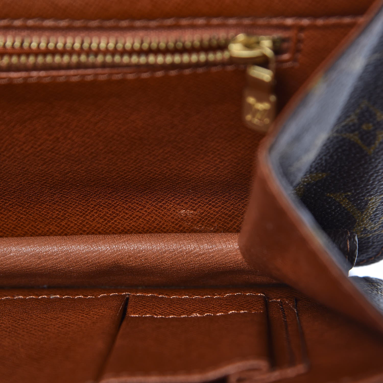Louis Vuitton Monogram Pochette Dame 26 7 of 14