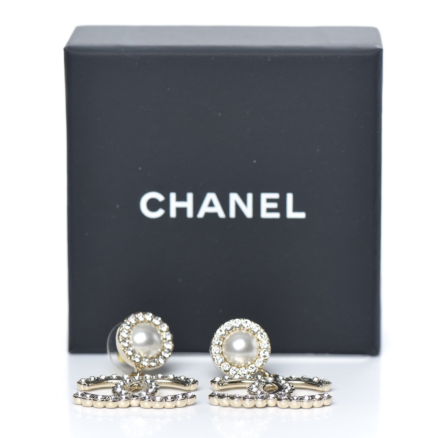 Crystal Pearl Bow-tiful CC Drop Earrings Gold