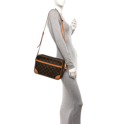 Louis Vuitton Monogram Trocadero 30 2 of 14