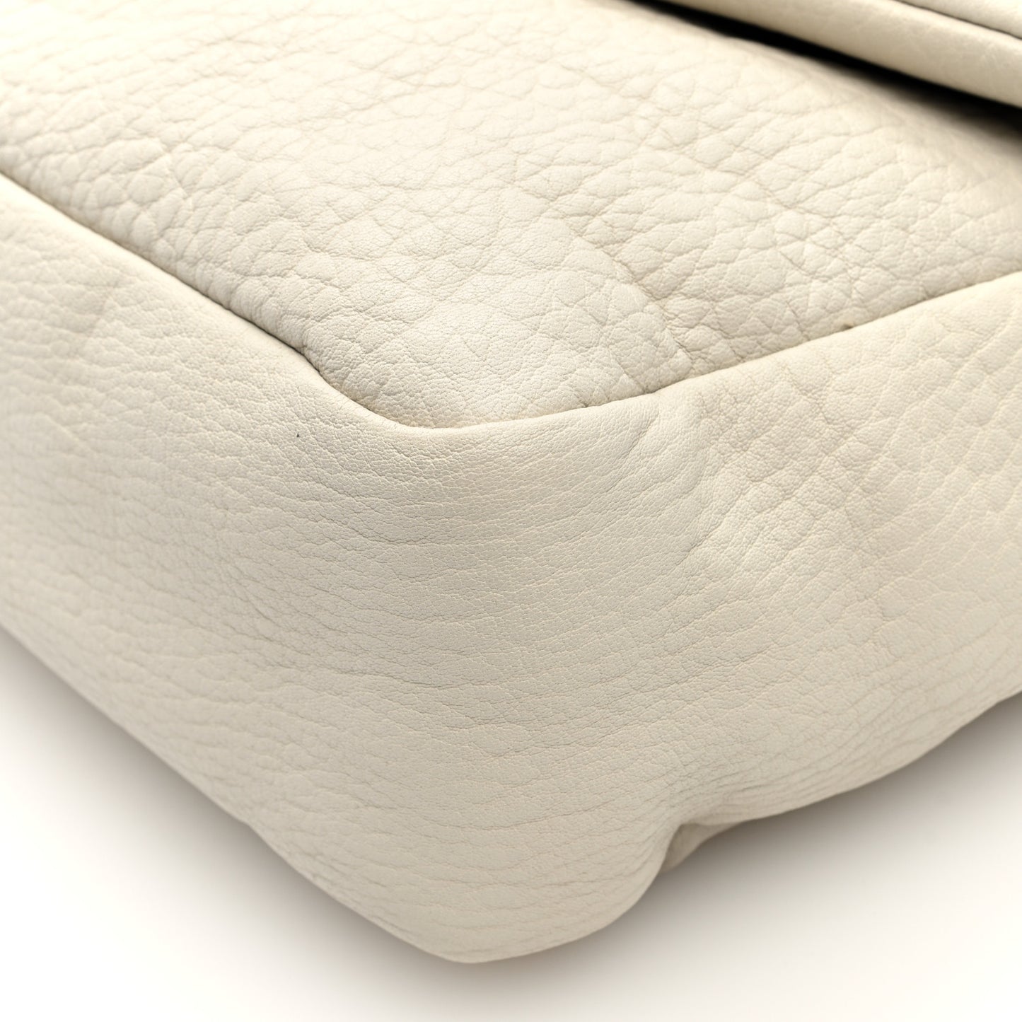 Grained Lambskin Large Calypso Blanc Vintage