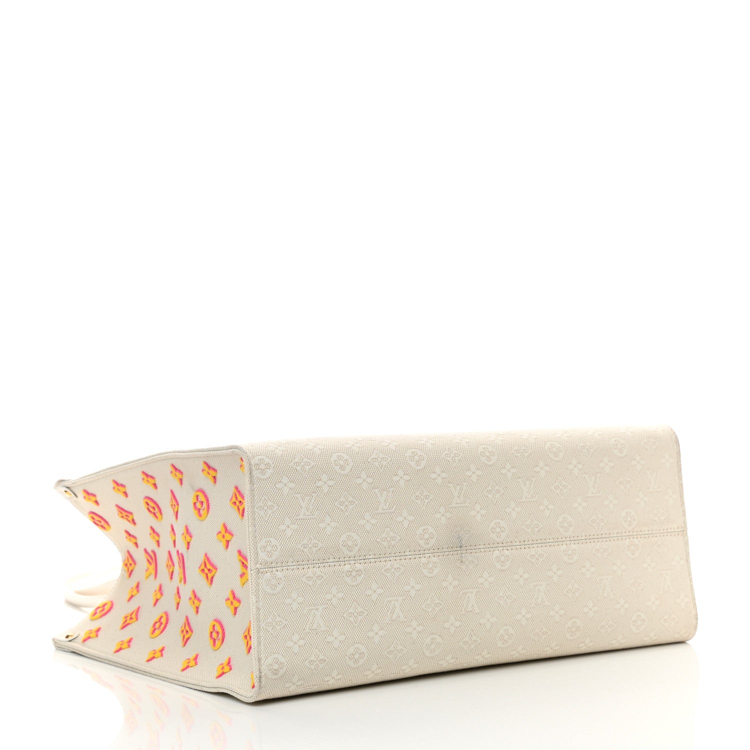 Louis Vuitton Jacquard Embroidered Tufted Monogram Hawaii Onthego GM Cream 4 of 14