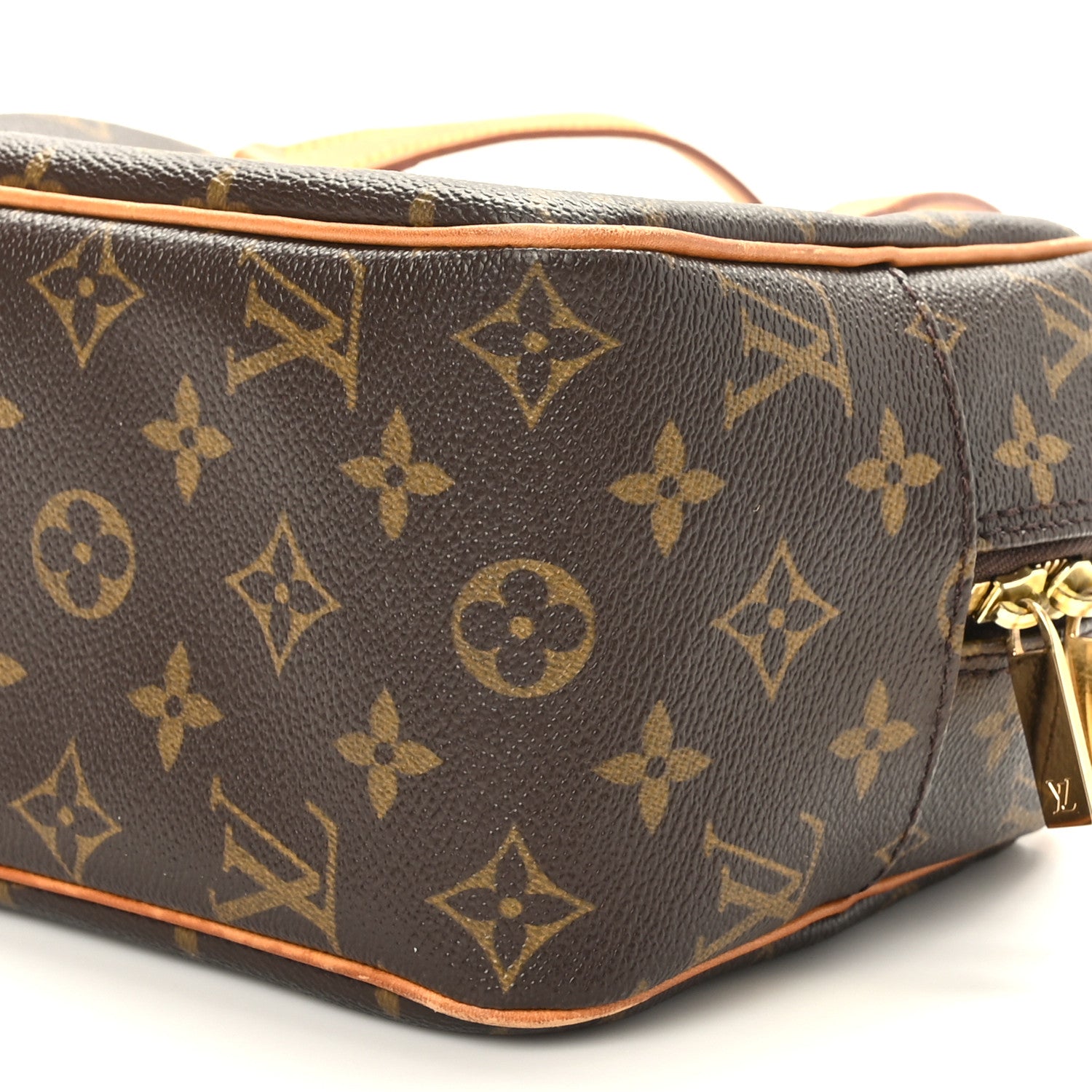 Louis Vuitton Monogram Cite MM 8 of 8