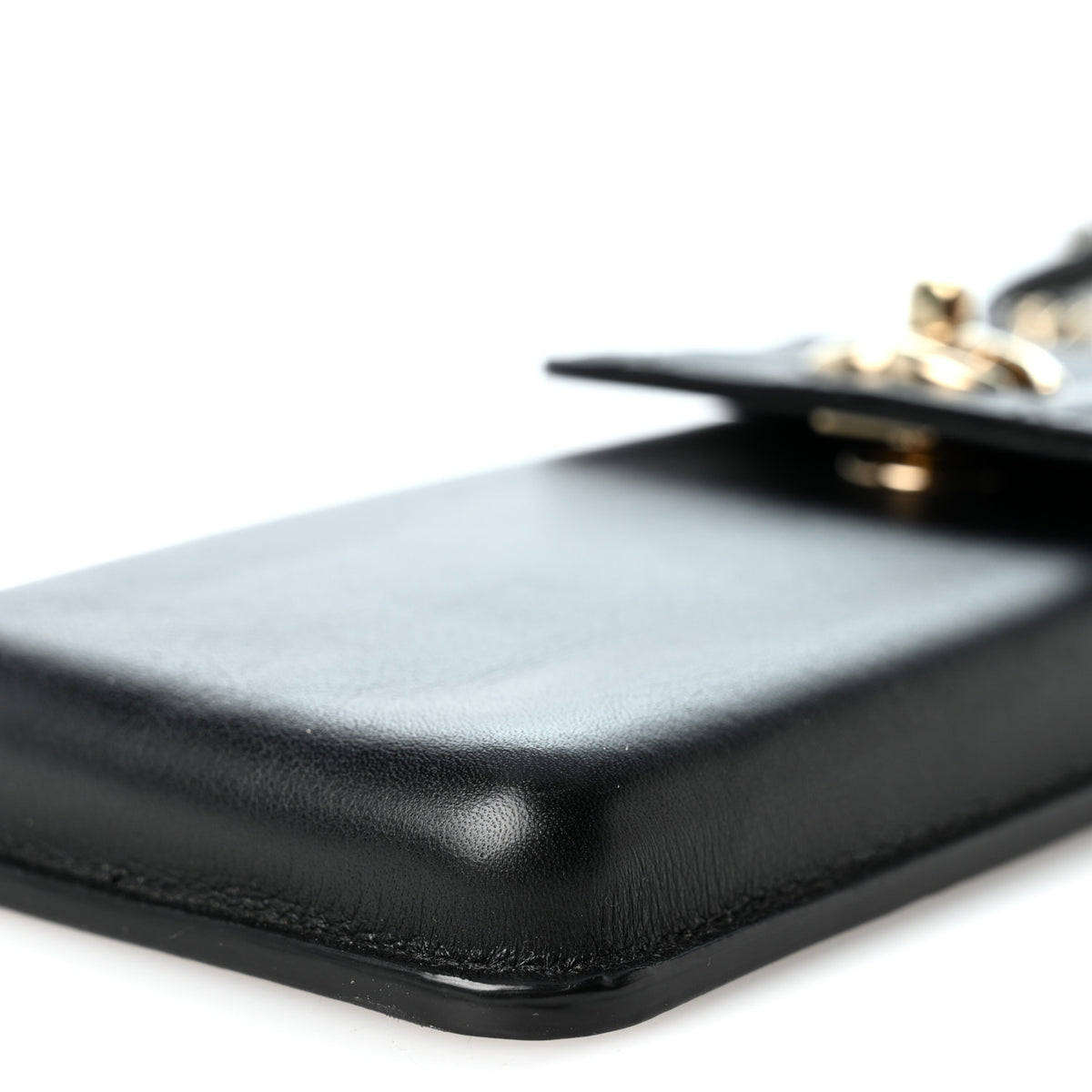 Lambskin Quilted Phone Holder Flap With Chain Black