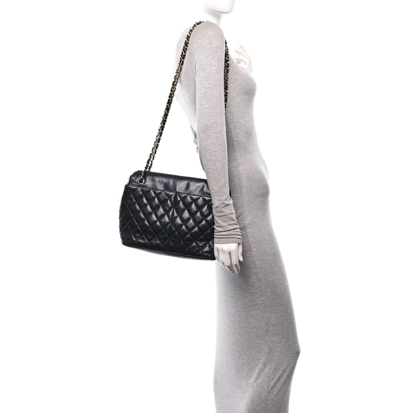 Lambskin Quilted Shoulder Bag Black