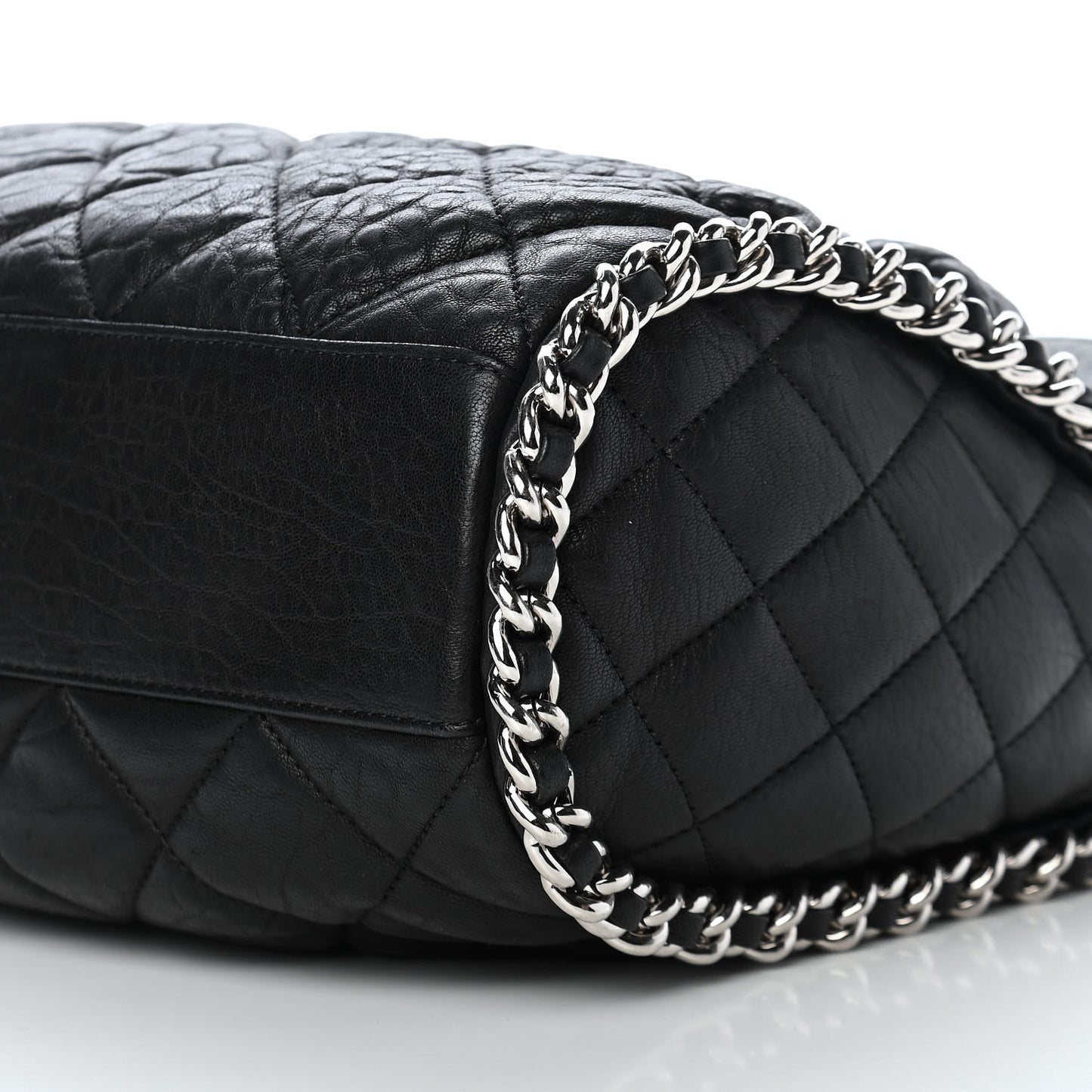 Washed Lambskin Chain Around Hobo Black