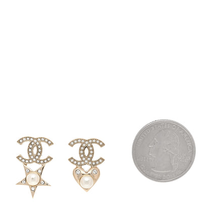 Chanel Crystal Pearl Charming Winter CC Star Heart Earrings Gold 2 of 5