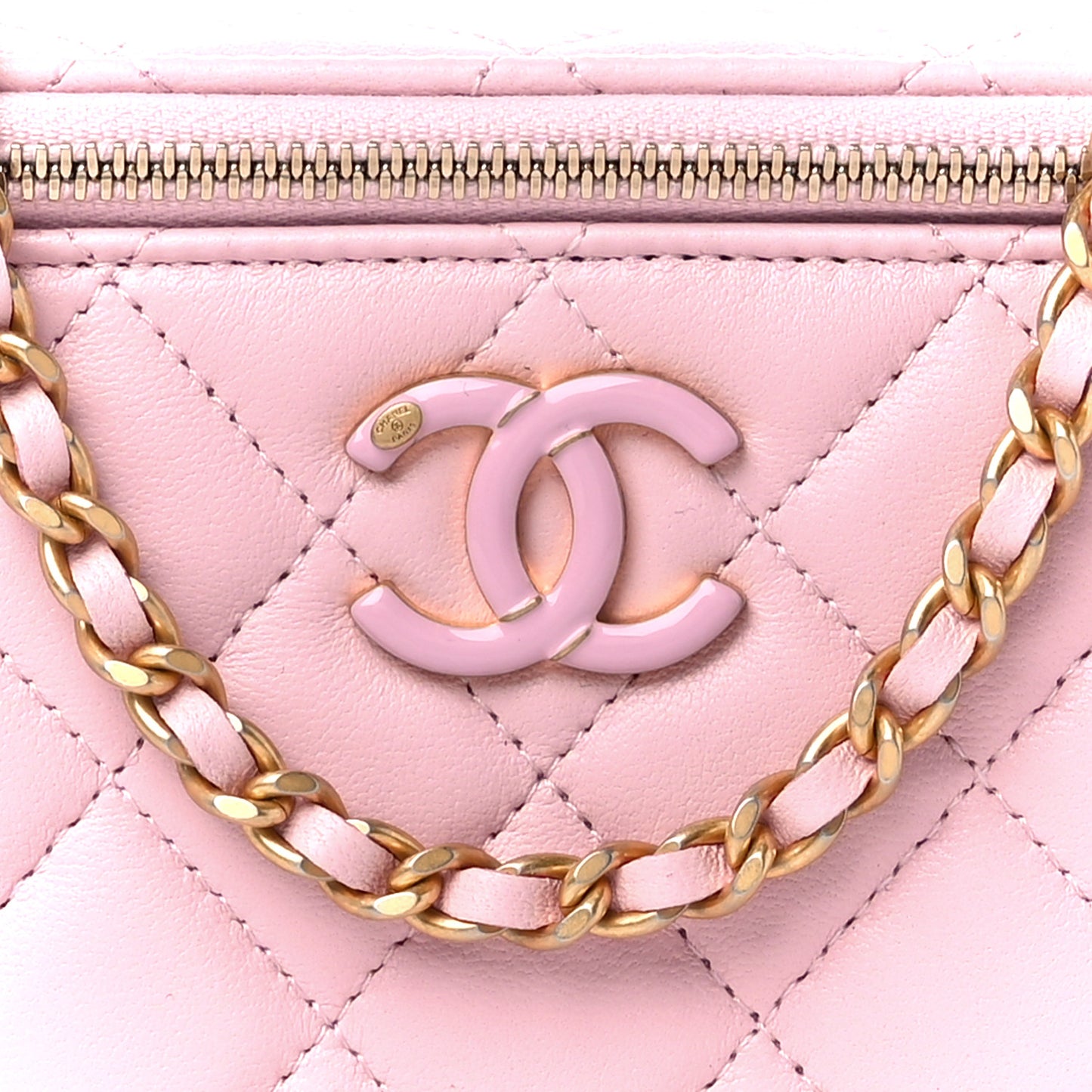 Lambskin Enamel Quilted Small Vanity Case With Chain Pink