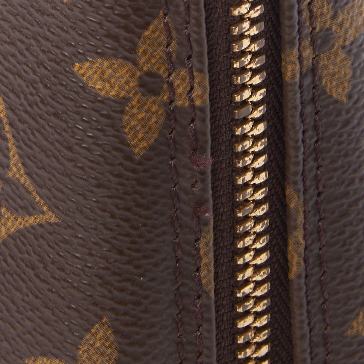 Louis Vuitton Monogram Alma PM 9 of 9