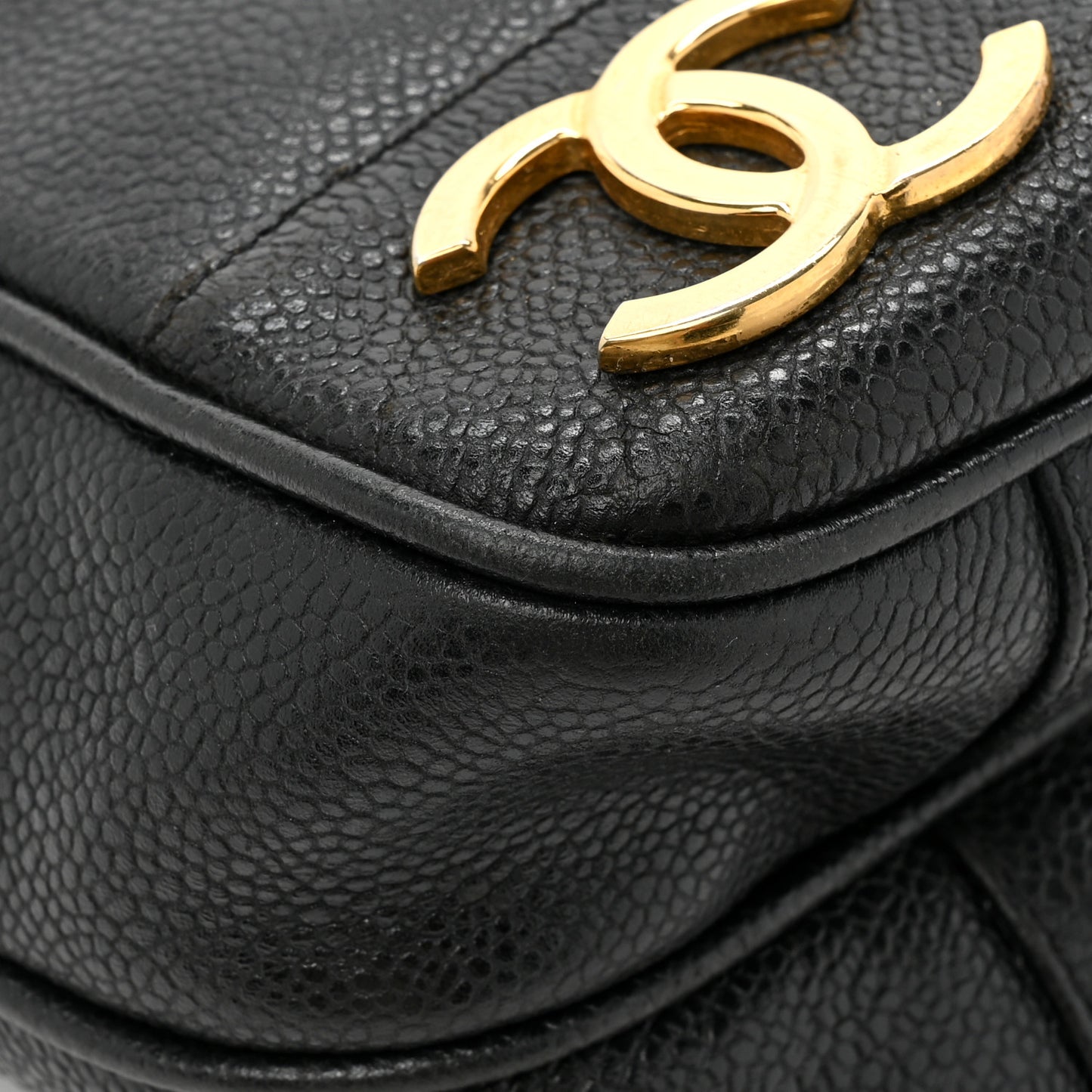 Caviar Shoulder Bag Black