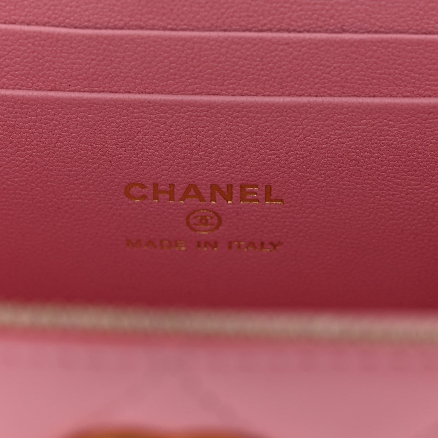 Lambskin Quilted Pick Me Up Vanity Case Pink