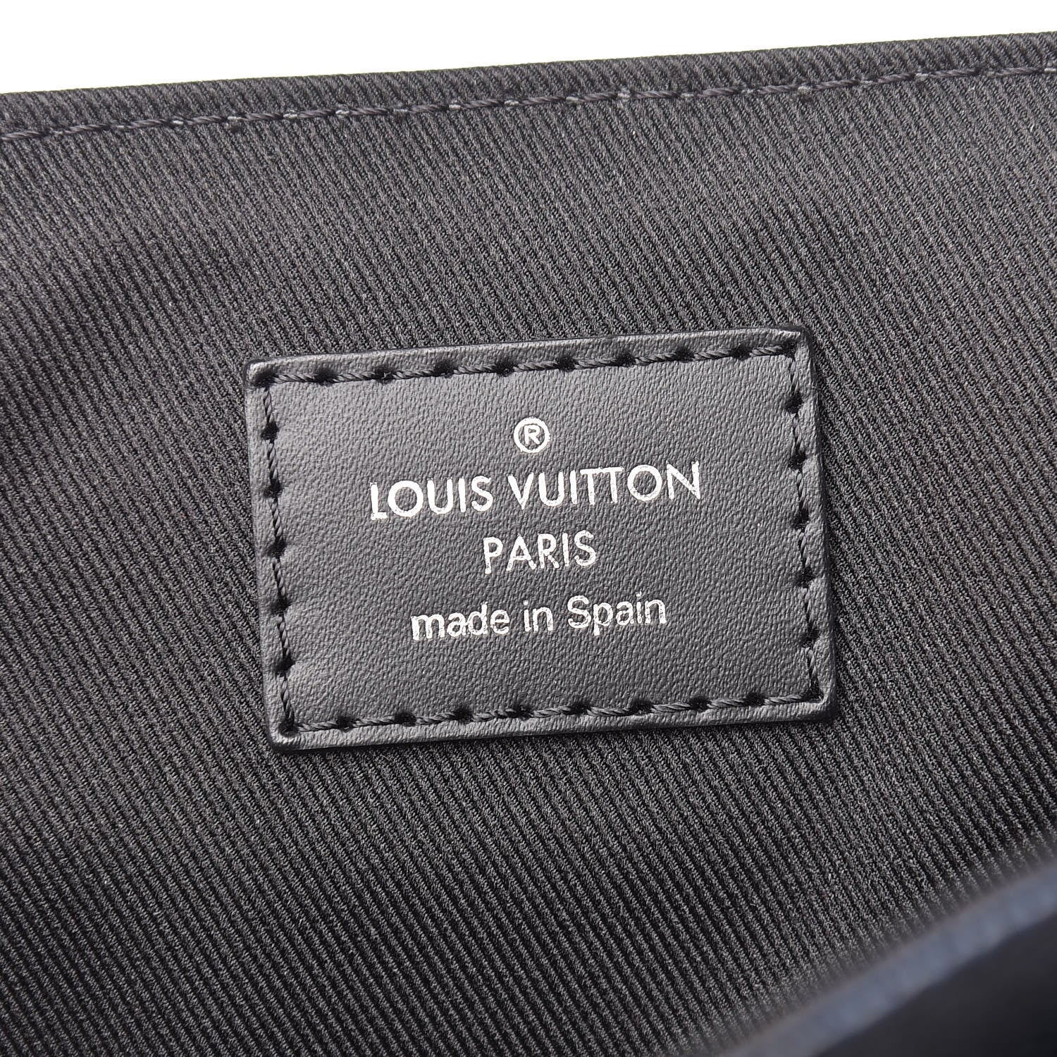 Louis Vuitton Damier Cobalt Jungle District PM 6 of 11