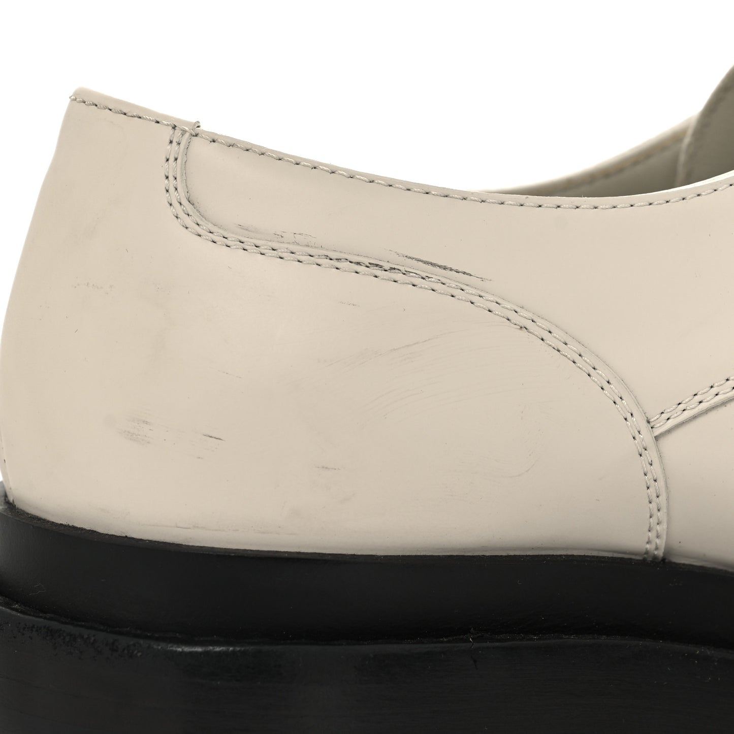 Glossed Calfskin First Derby 39 Beige Glaise