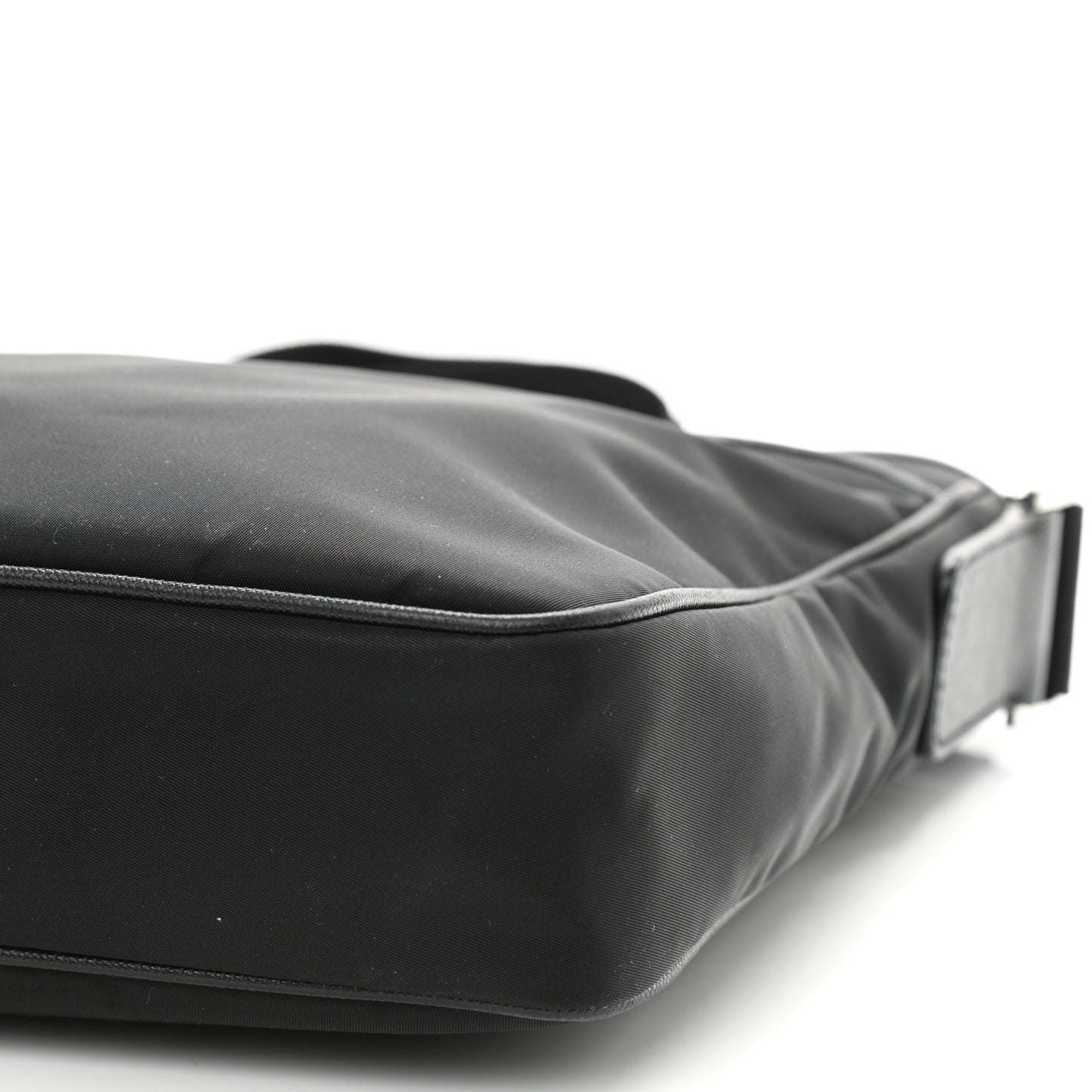 Tessuto Nylon Saffiano Flat Messenger Bag Black