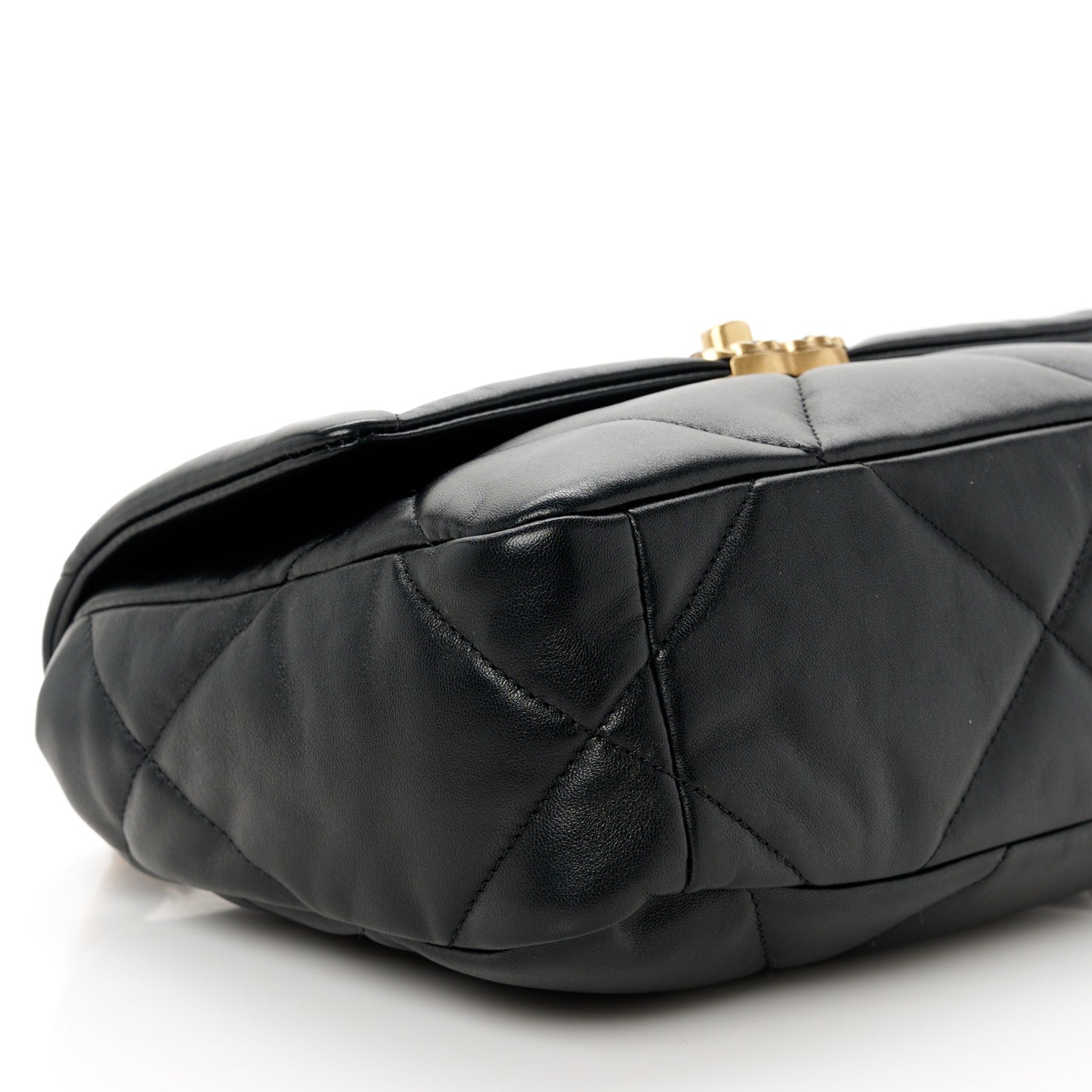 Lambskin Quilted Medium Chanel 19 Flap Black