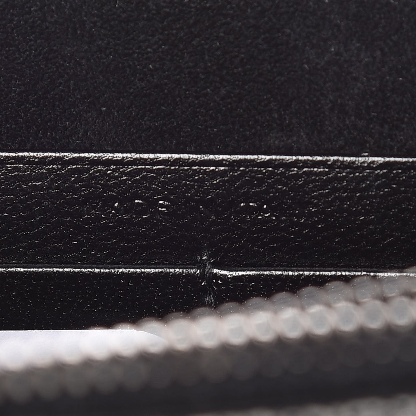 Metallic Suede Star 3D Monogram Tassel Chain Wallet Acciaio Black