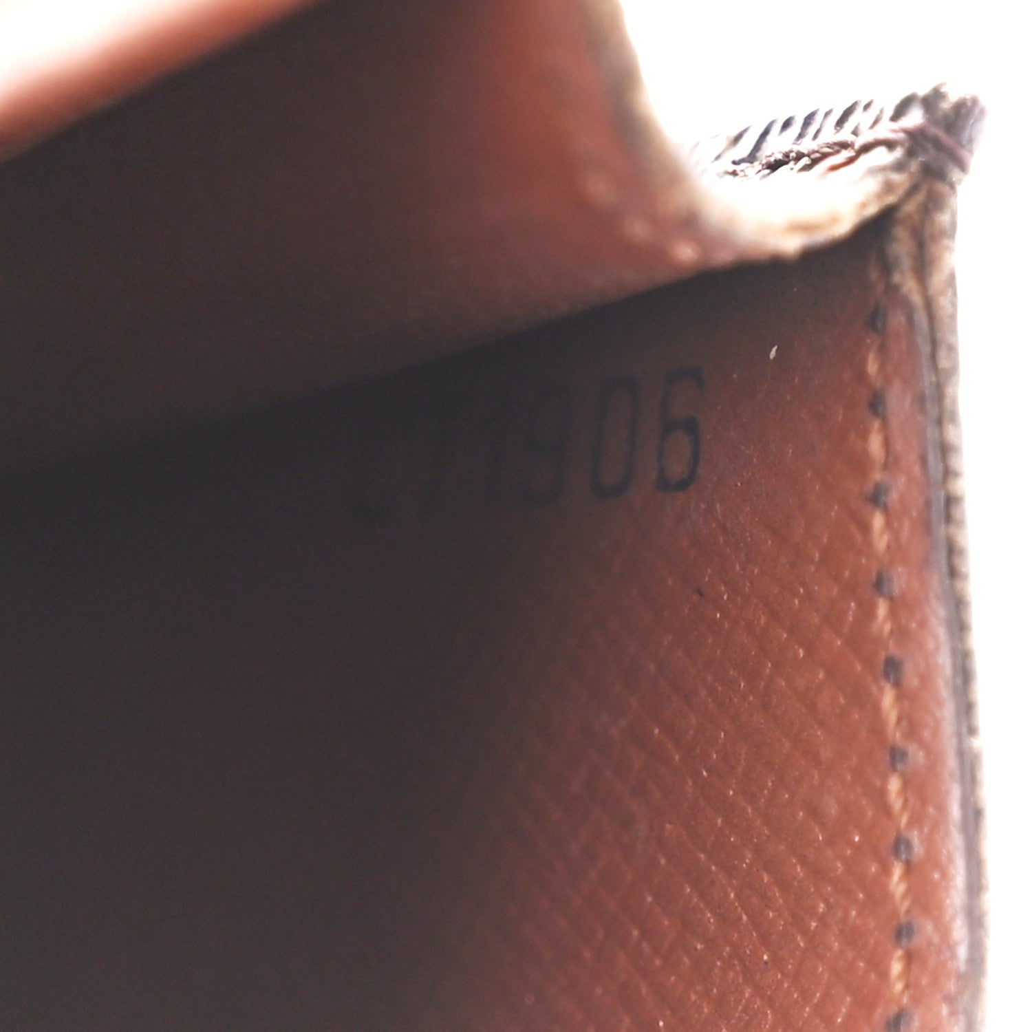 Louis Vuitton Monogram Cigarette Case 7 of 12
