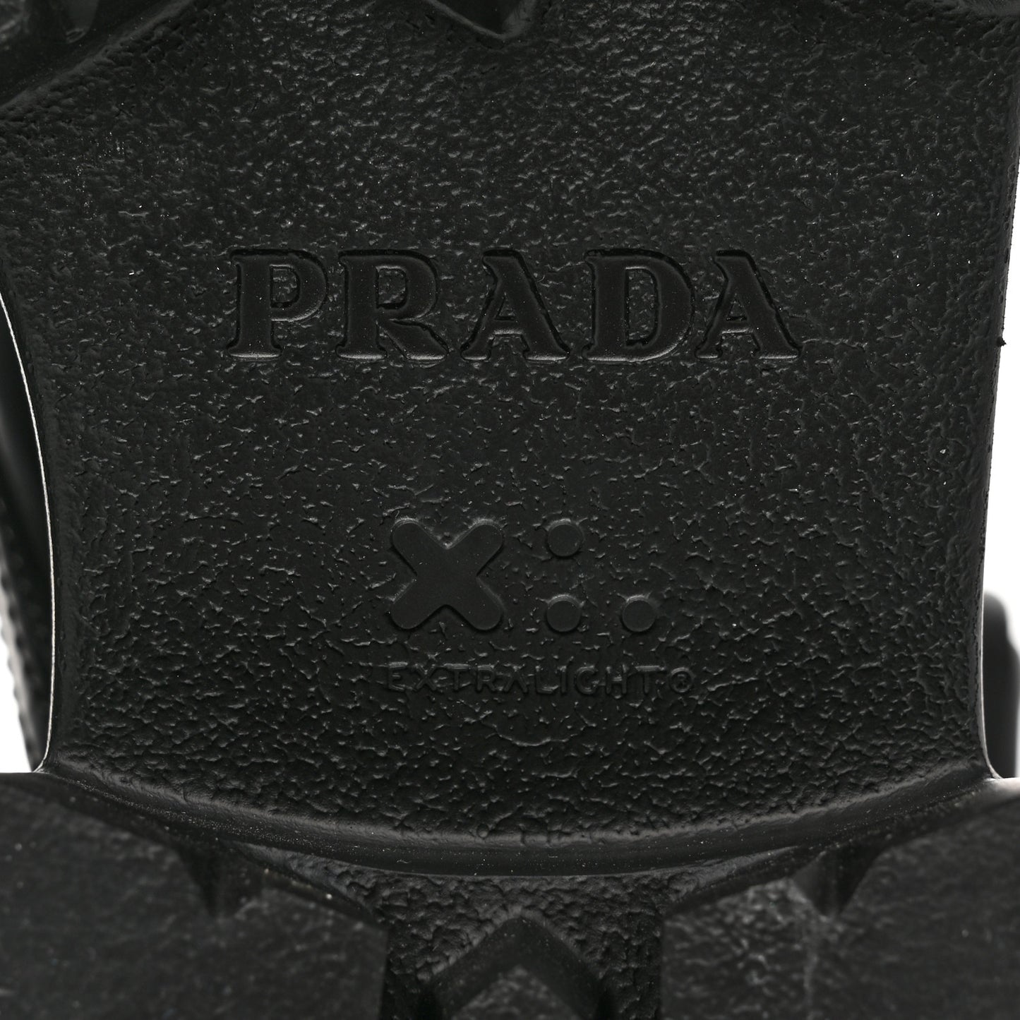 Spazzolato Rois Re-Nylon Metal Triangle Logo Monolith Pouch Pocket 55mm Boots 38.5 Black