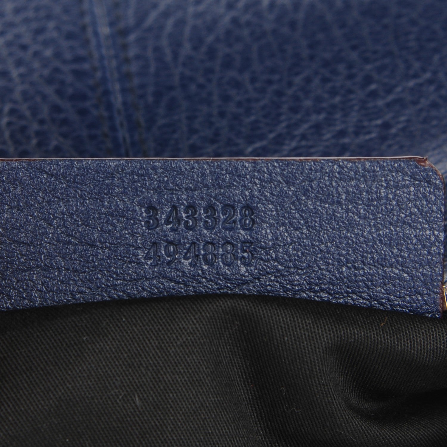 Alexander McQueen Pebbled Leather Small De Manta Clutch Navy 7 of 7