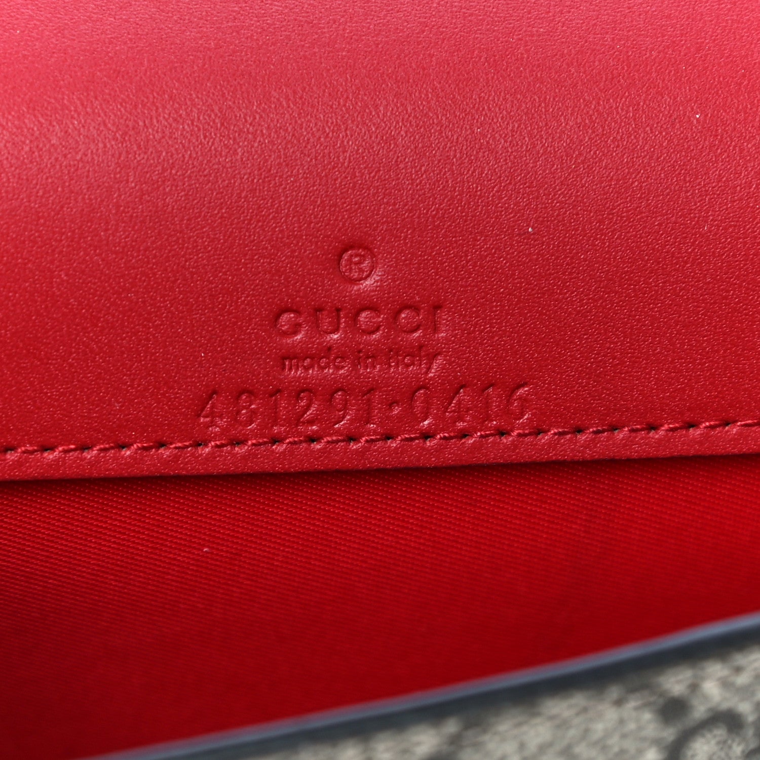 Gucci GG Supreme Monogram Mini Cherry Chain Bag 5 of 9