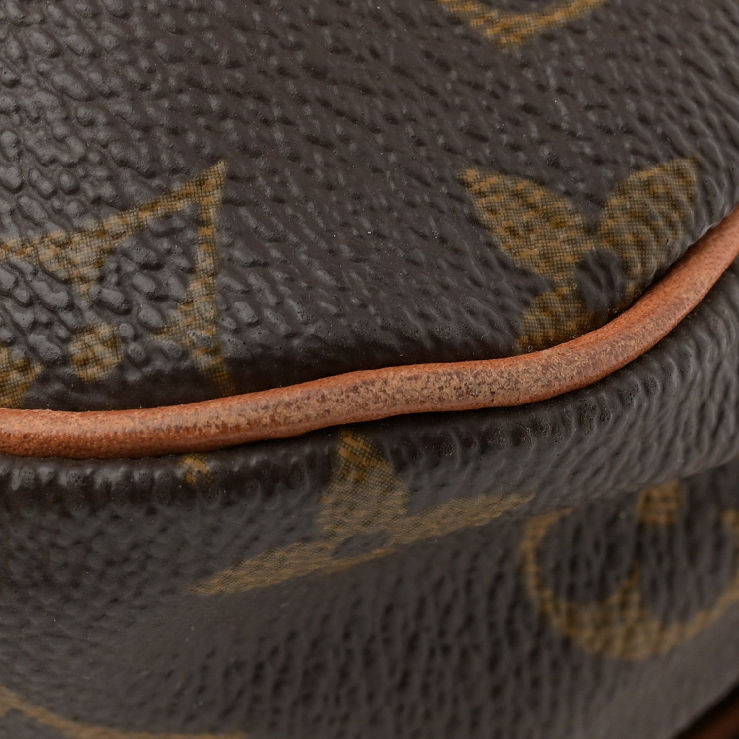 Louis Vuitton Monogram Saumur 30 13 of 13