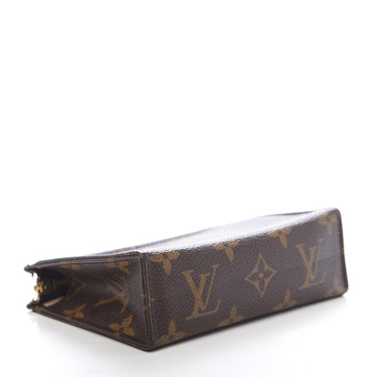 Louis Vuitton Monogram Toiletry Pouch 15 4 of 9