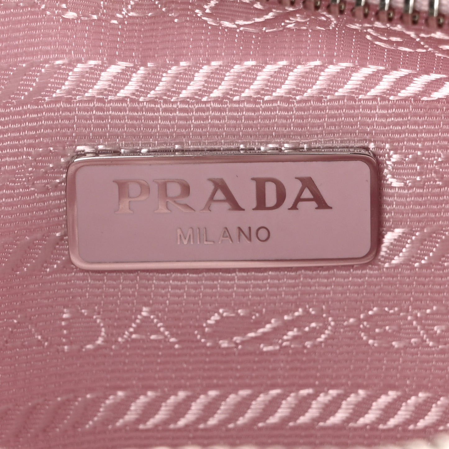 Nylon Re-Edition 2005 Shoulder Bag Alabastro