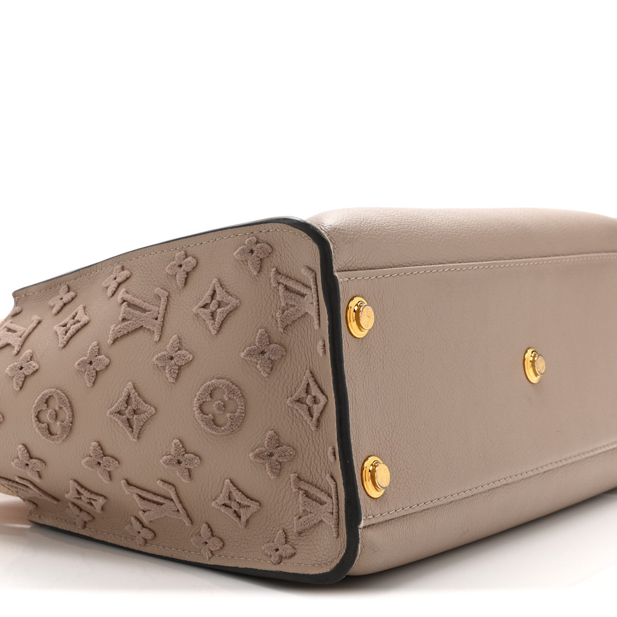 Louis Vuitton Calfskin Monogram Tufting On My Side Galet 8 of 9