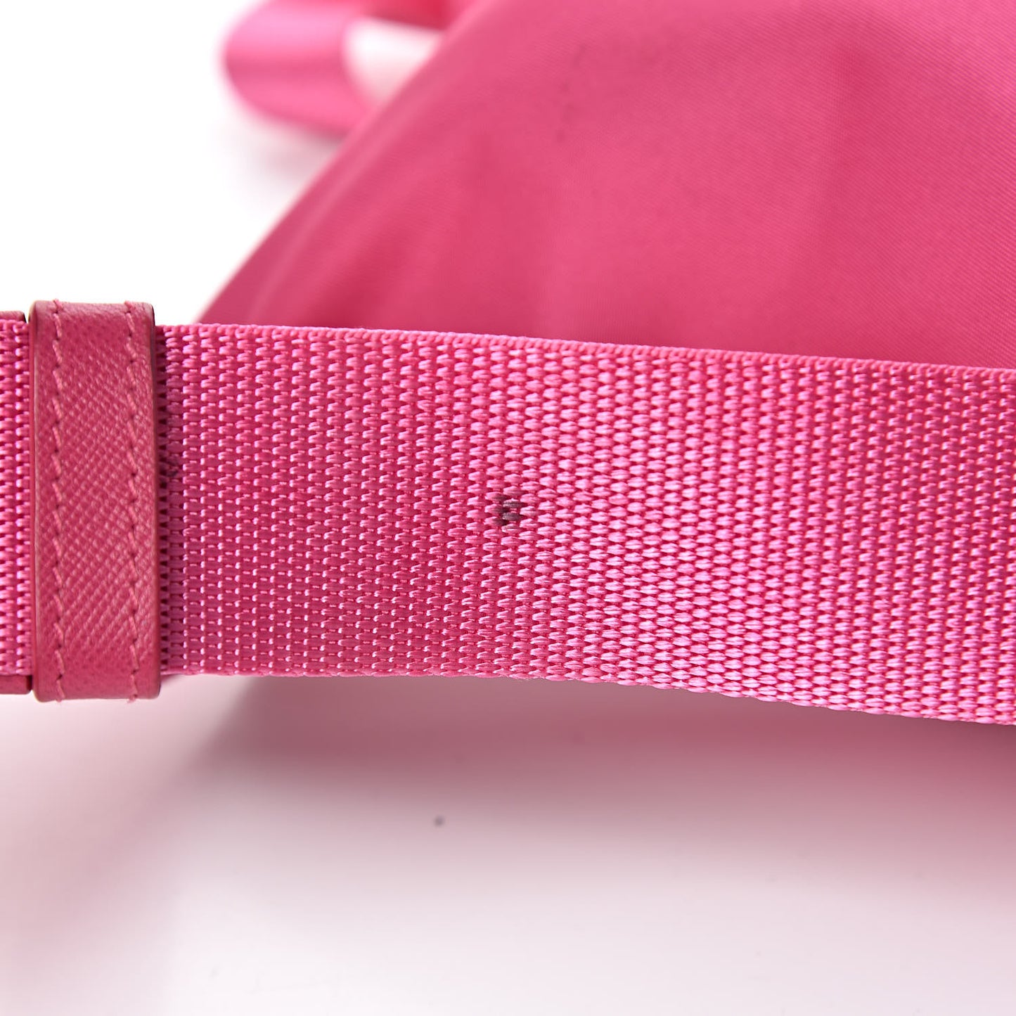 Nylon Vela Flat Messenger Bag Fuxia