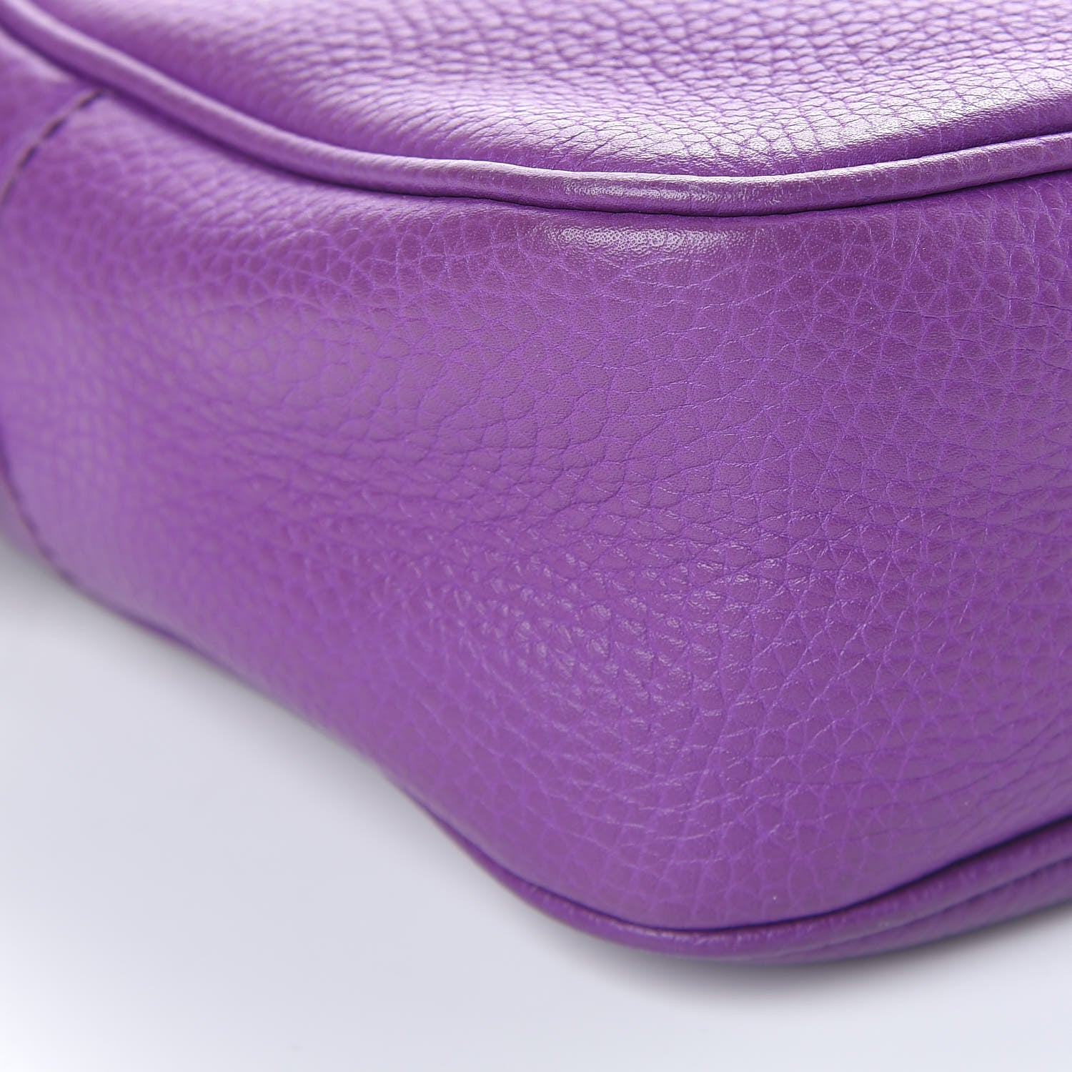 Gucci Pebbled Calfskin Small Soho Disco Bag Shine Purple 9 of 12