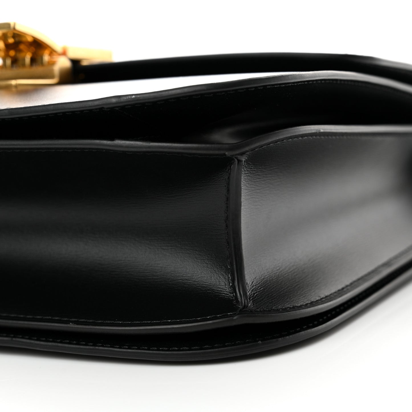 Box Calfskin Medium Classic Box Flap Bag Black