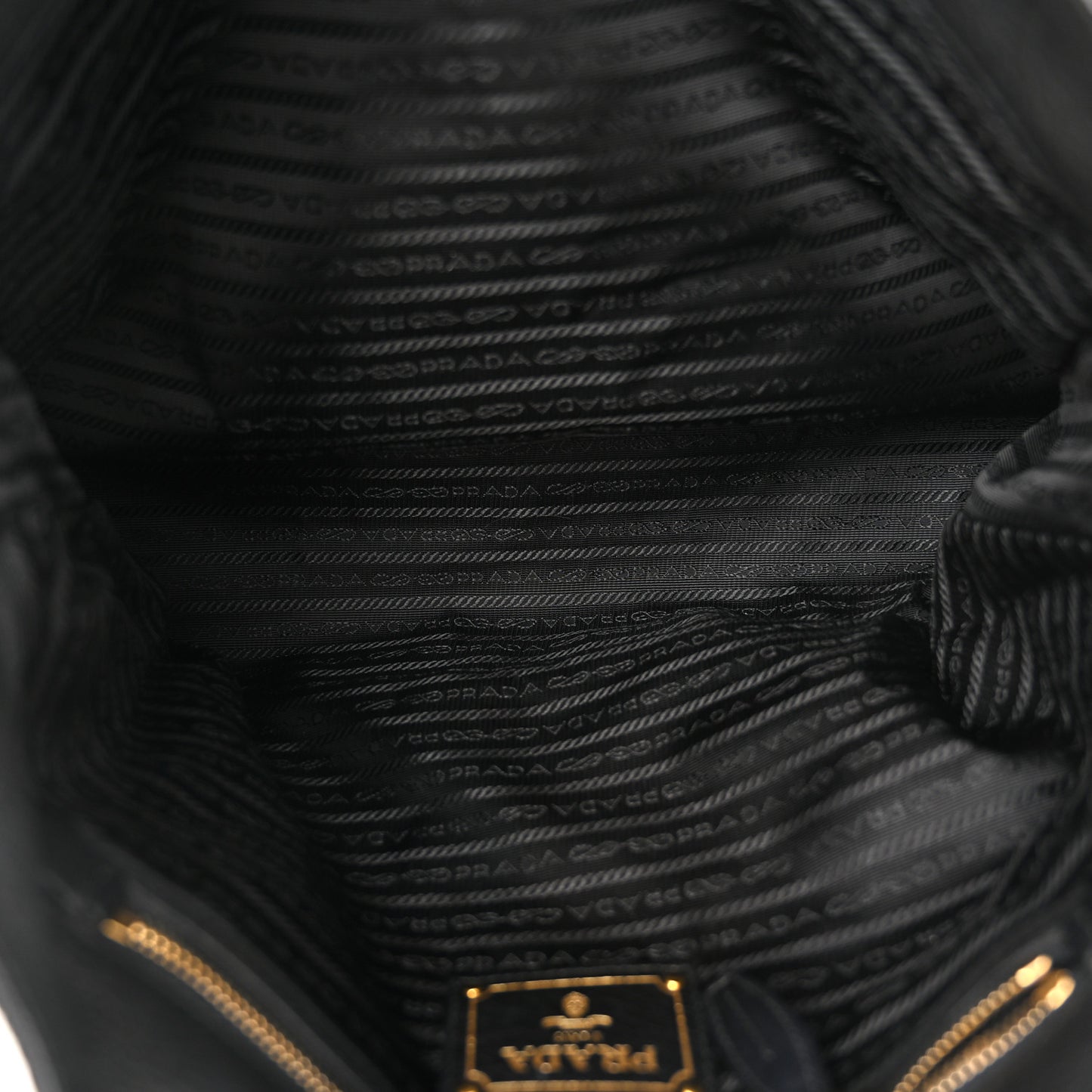 Vitello Daino Tote Black