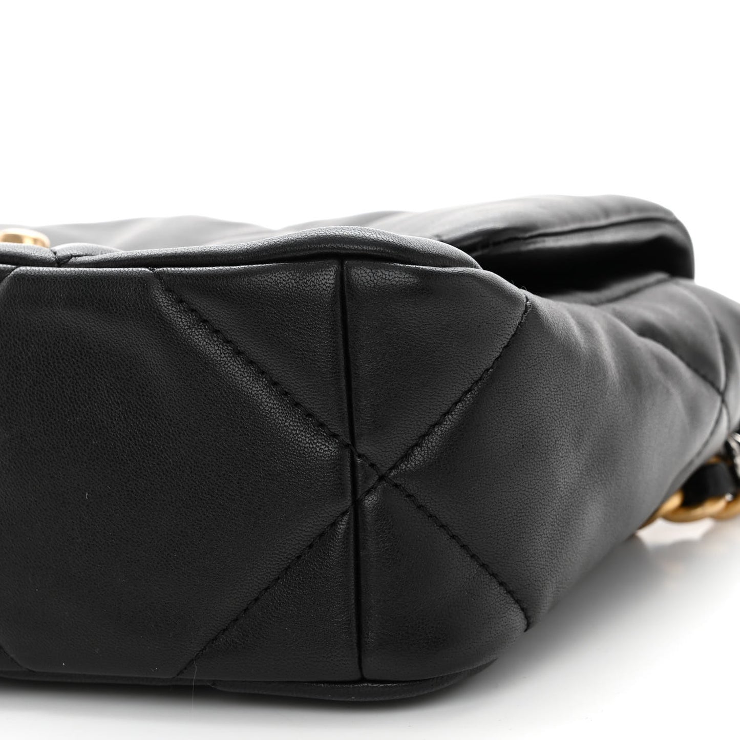 Lambskin Quilted Medium Chanel 19 Flap Black