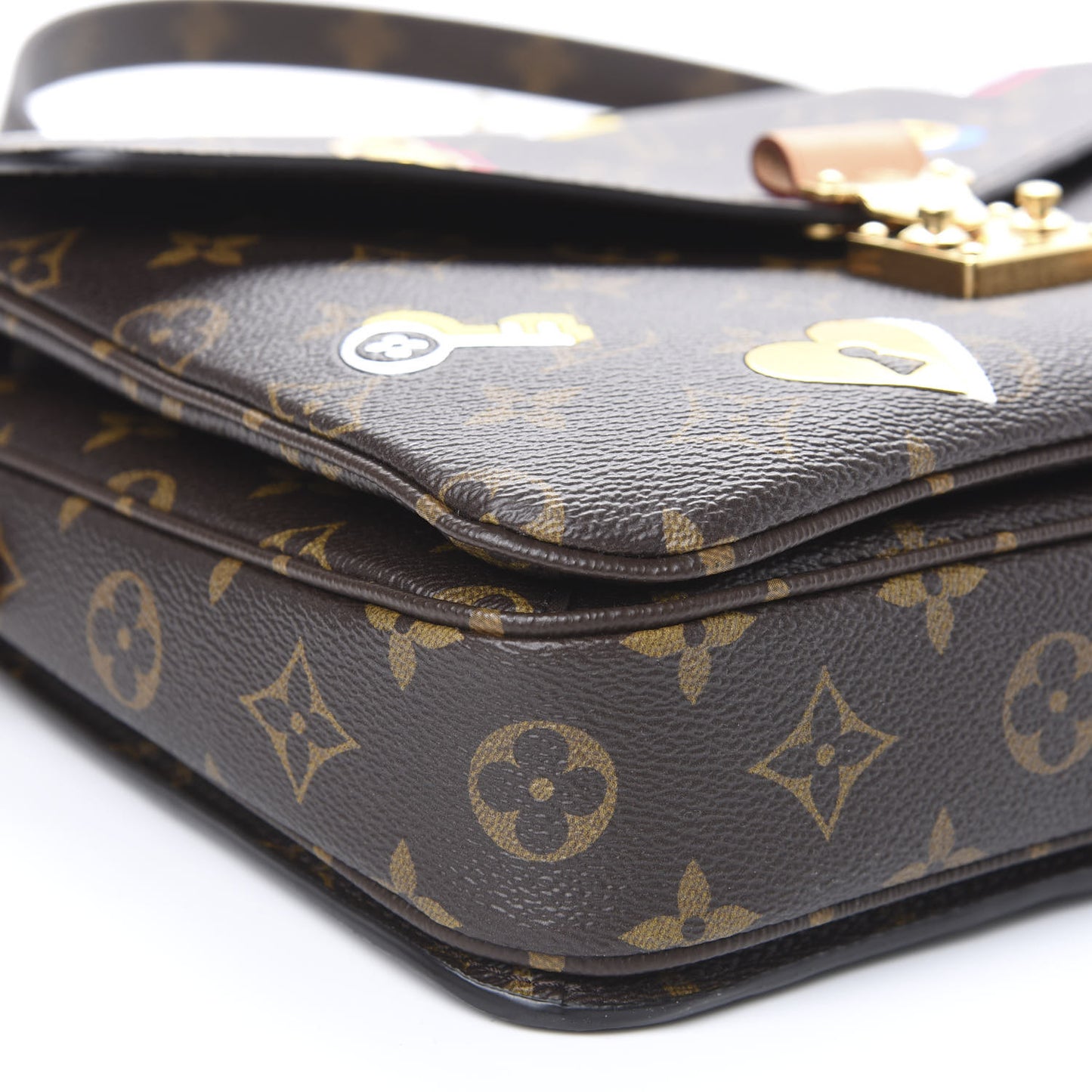 Monogram Love Lock Pochette Metis