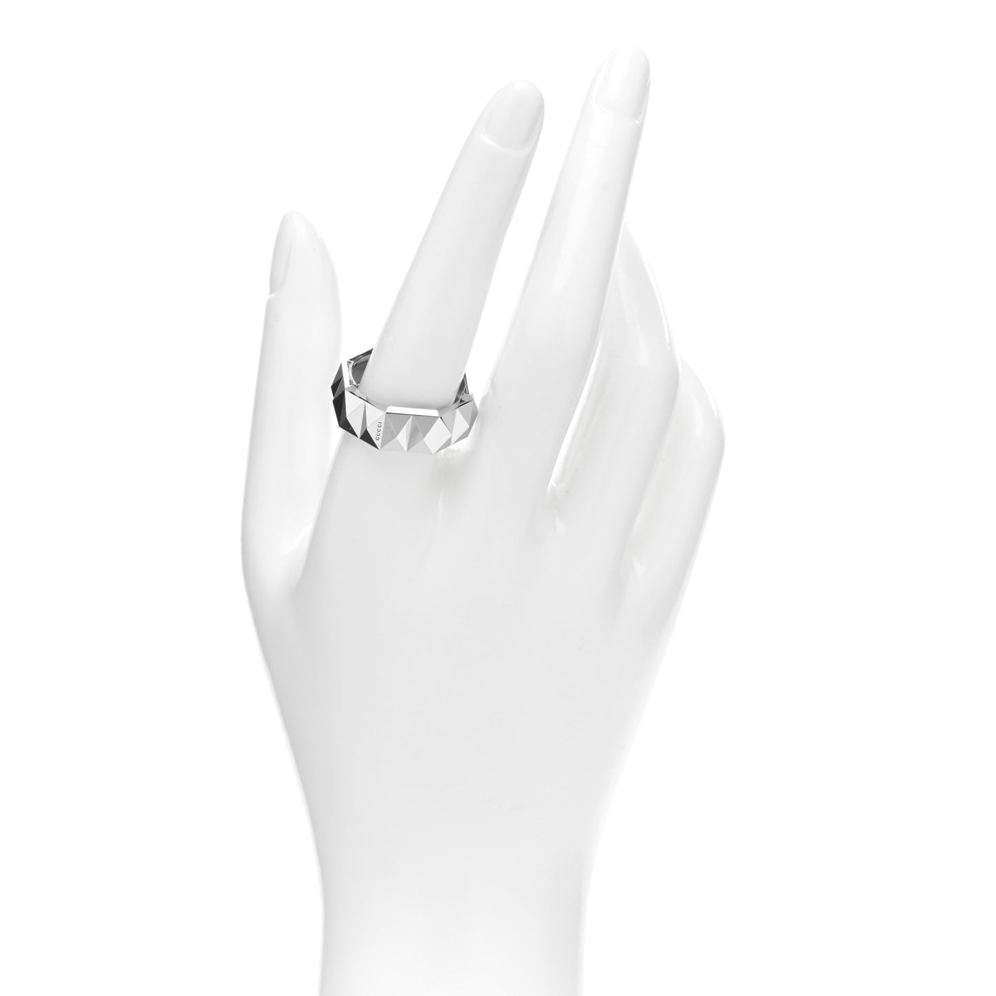 18K White Gold 9mm Link To Love Stud Ring 62 10