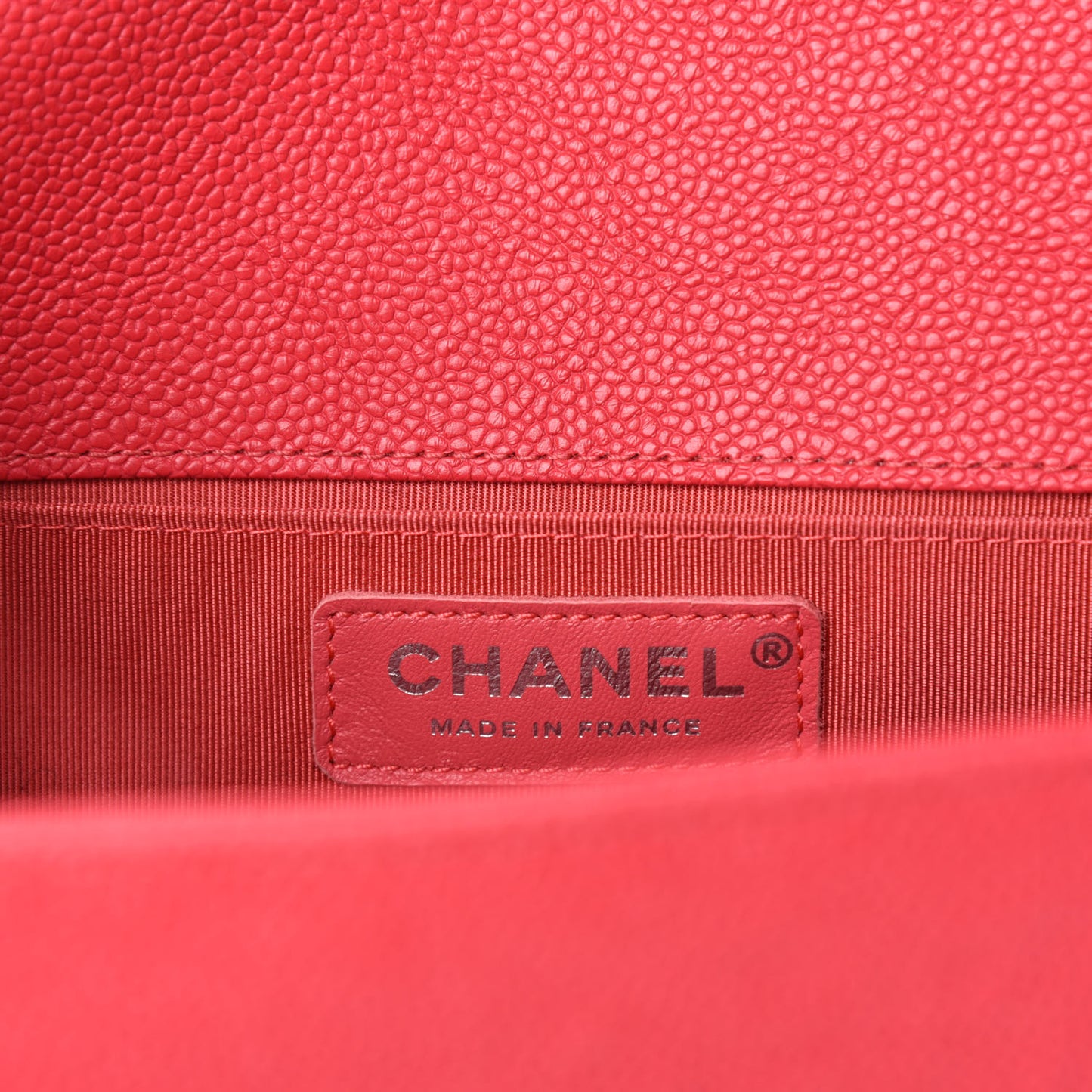 Caviar Quilted Medium Boy Flap Light Red