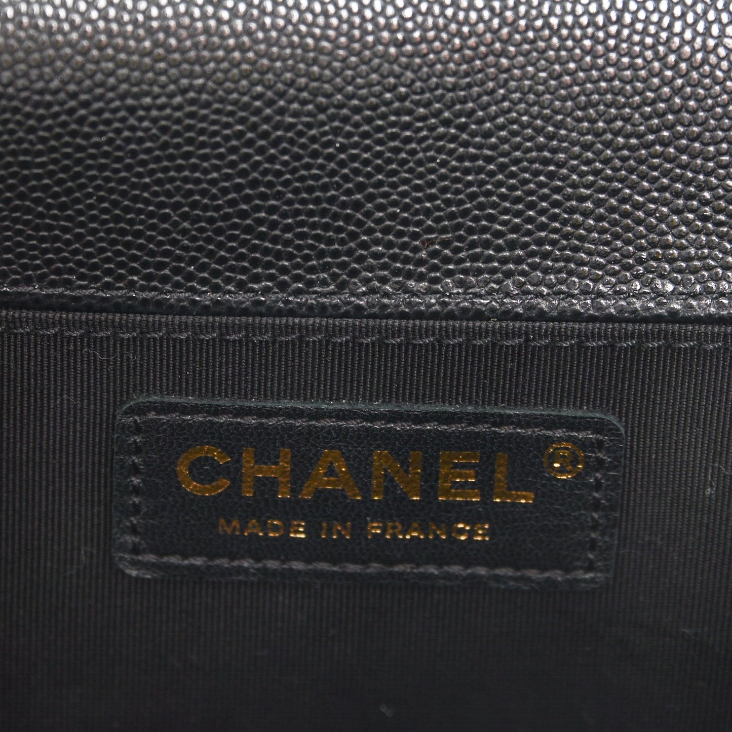 Caviar Quilted Medium Boy Flap Black