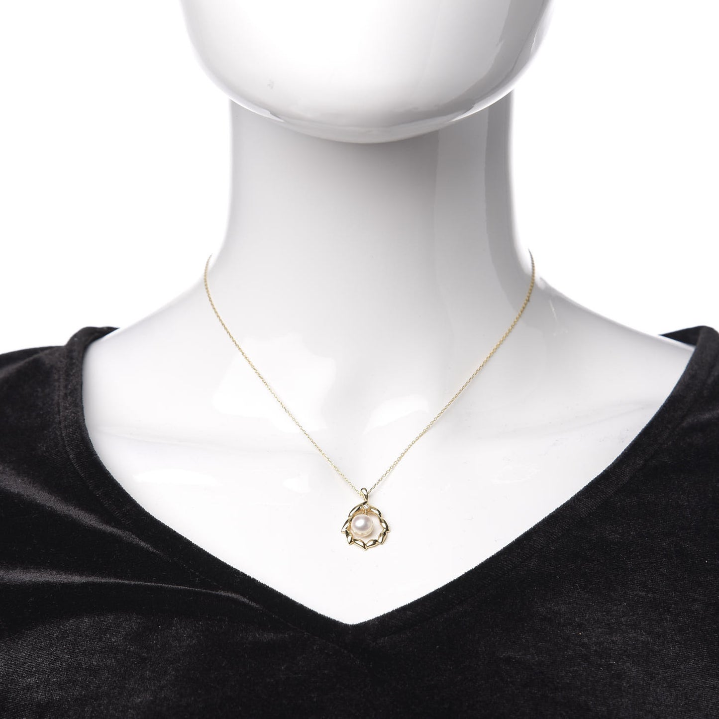 18K Yellow Gold Diamond Akoya Pearl 7mm Leaf Pendant Necklace